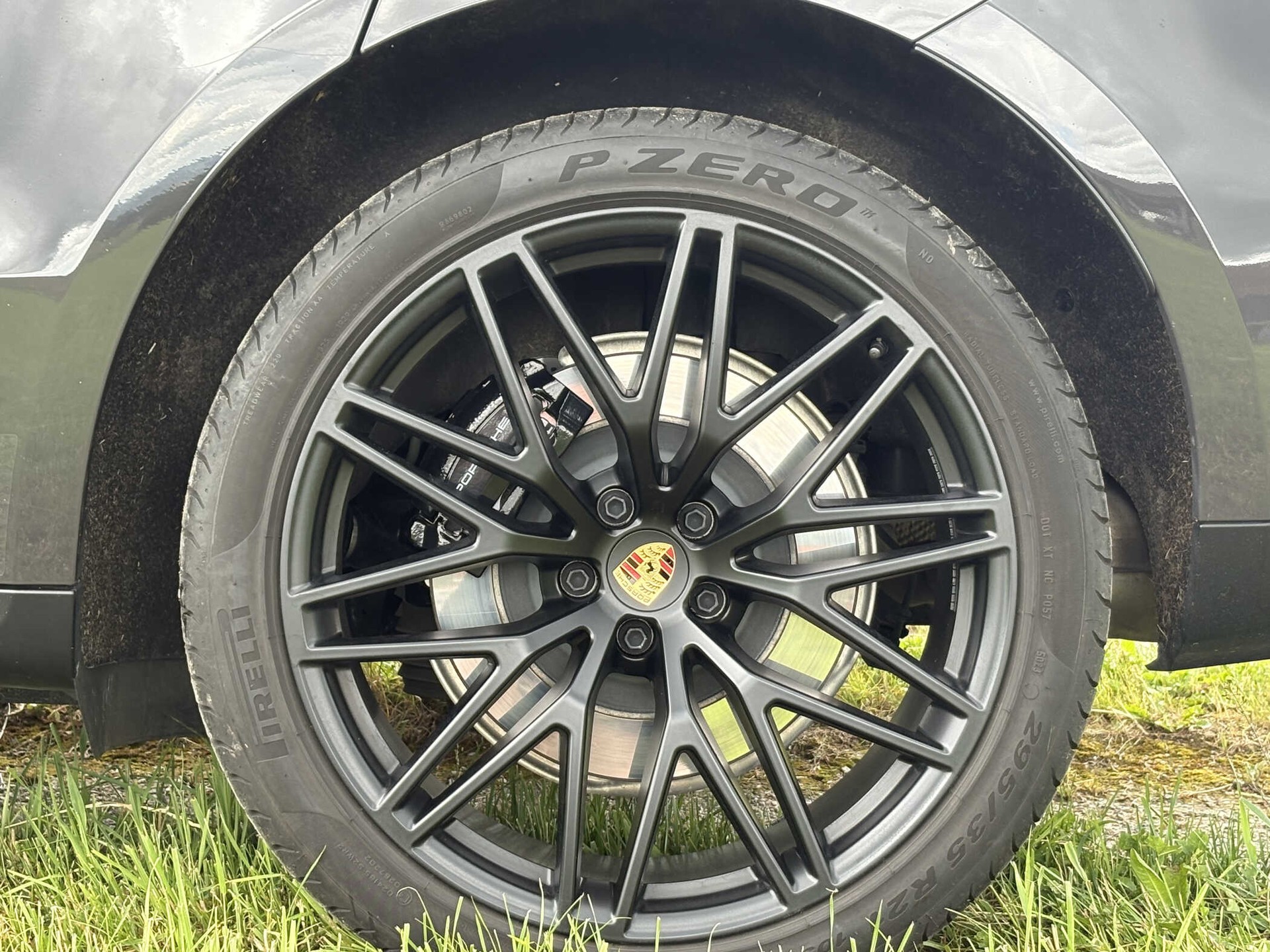 PORSCHE Macan GTS PDK CH Fz. mit Vollausstattung!-image-7