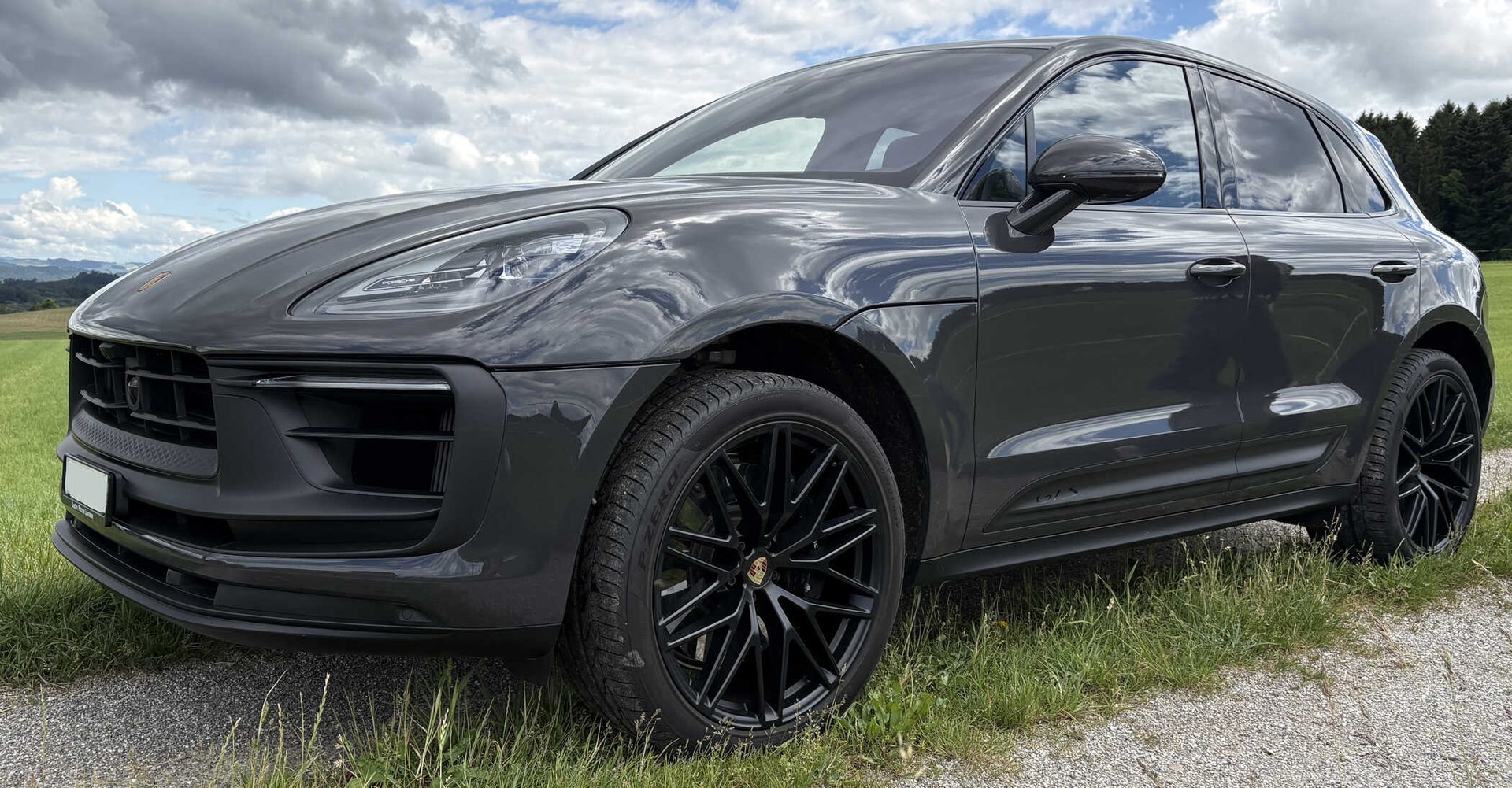 PORSCHE Macan GTS PDK CH Fz. mit Vollausstattung!-image-2