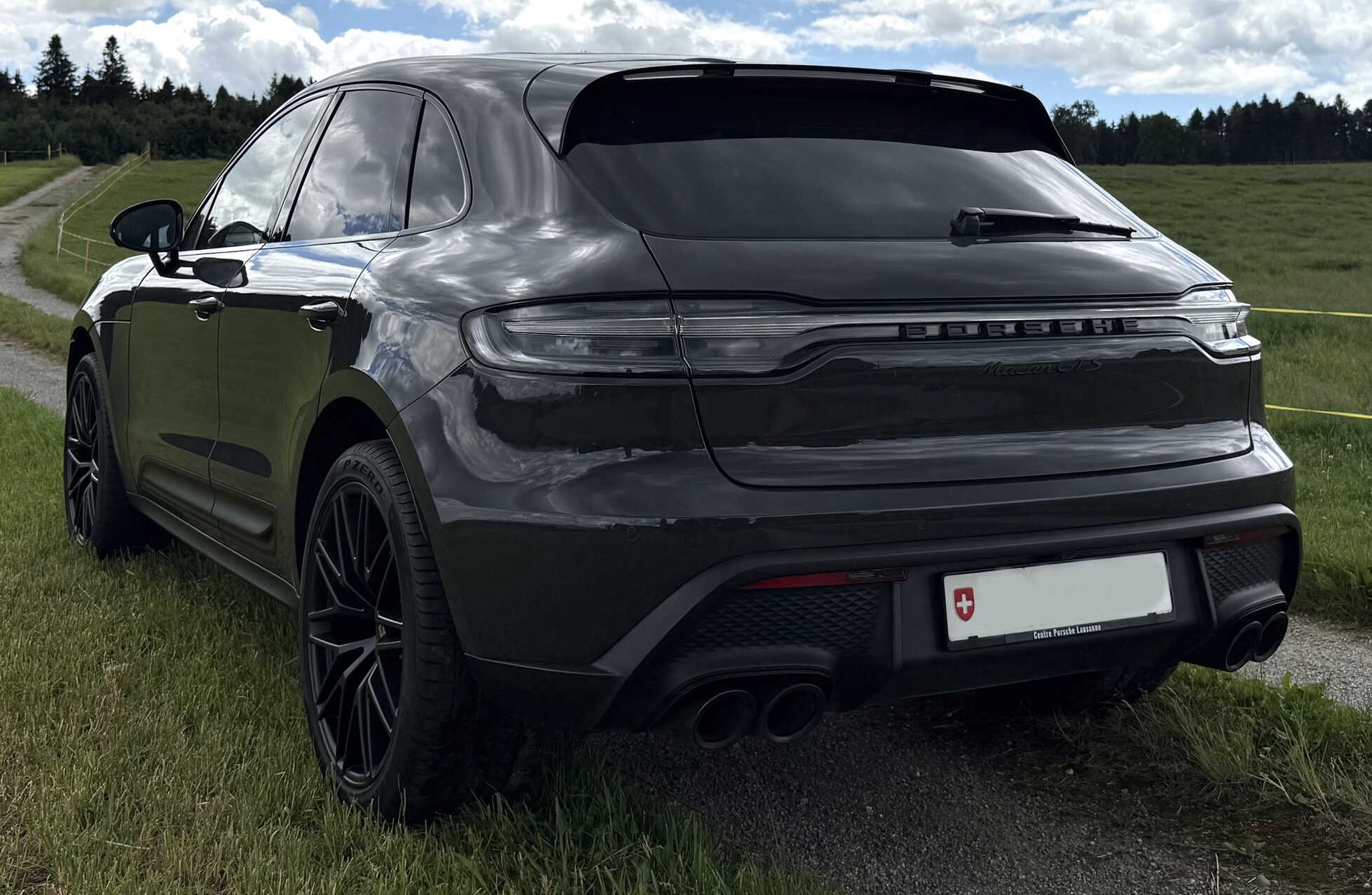 PORSCHE Macan GTS PDK CH Fz. mit Vollausstattung!-image-4