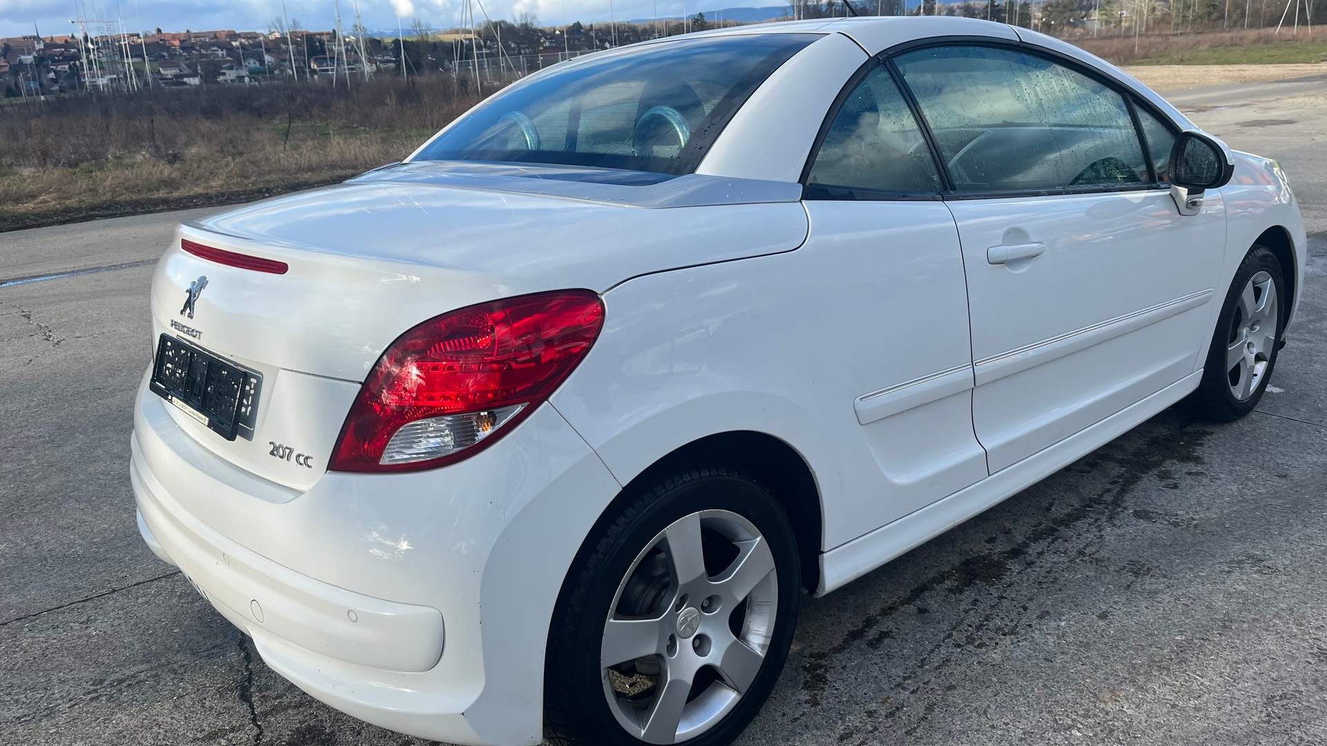 PEUGEOT 207 CC 1.6 16V Active-image-4