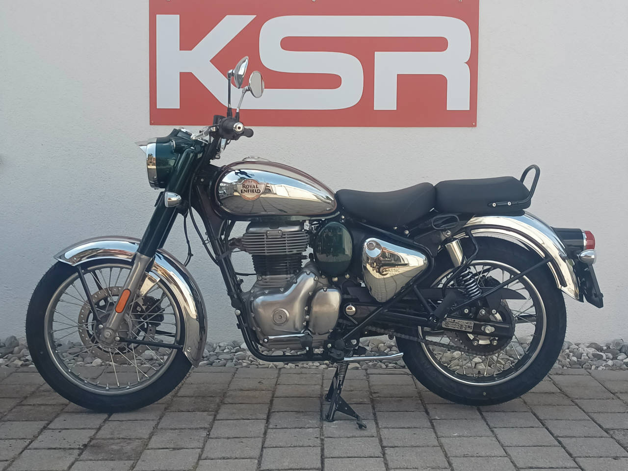 ROYAL ENFIELD Classic 350 Dark-showroom-element-1