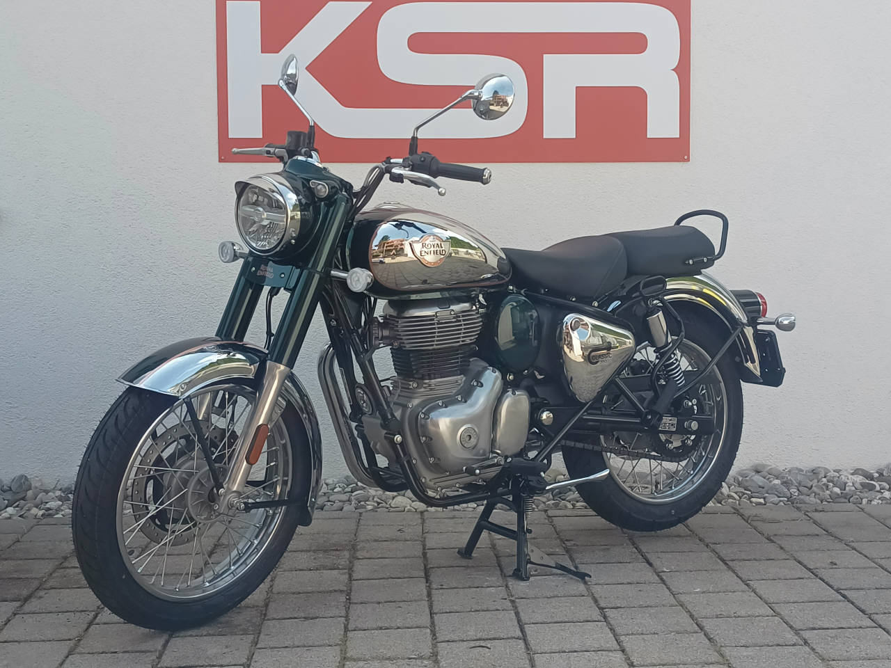 ROYAL ENFIELD Classic 350 Dark-showroom-element-3