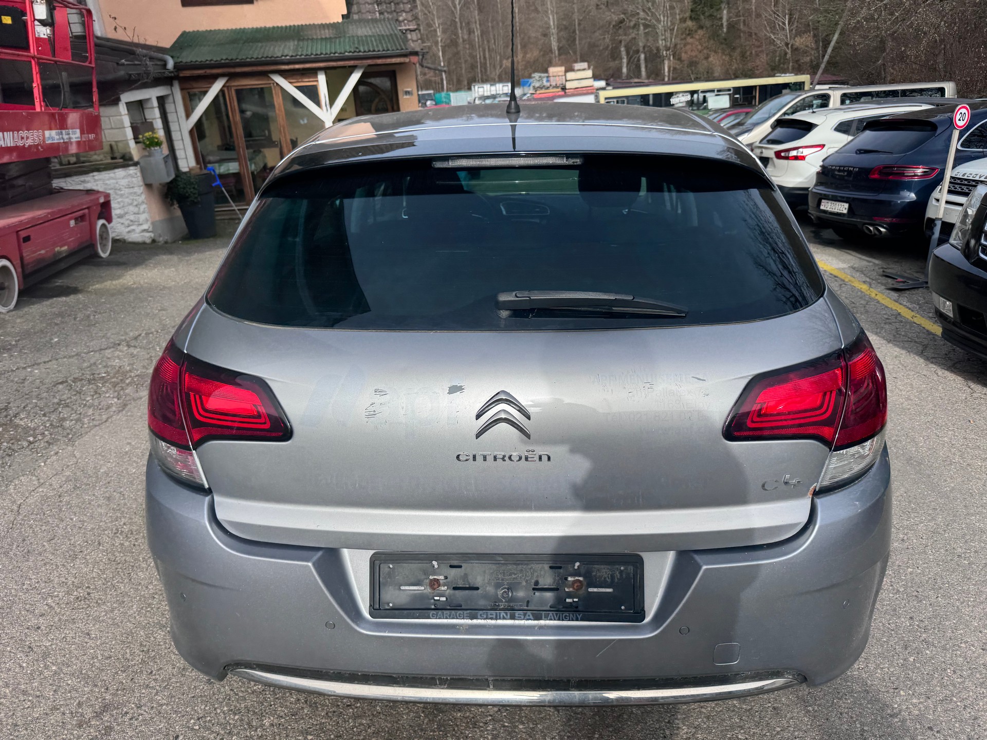 CITROEN C4 1.2 Pure Tech Shine Automatic-image-6