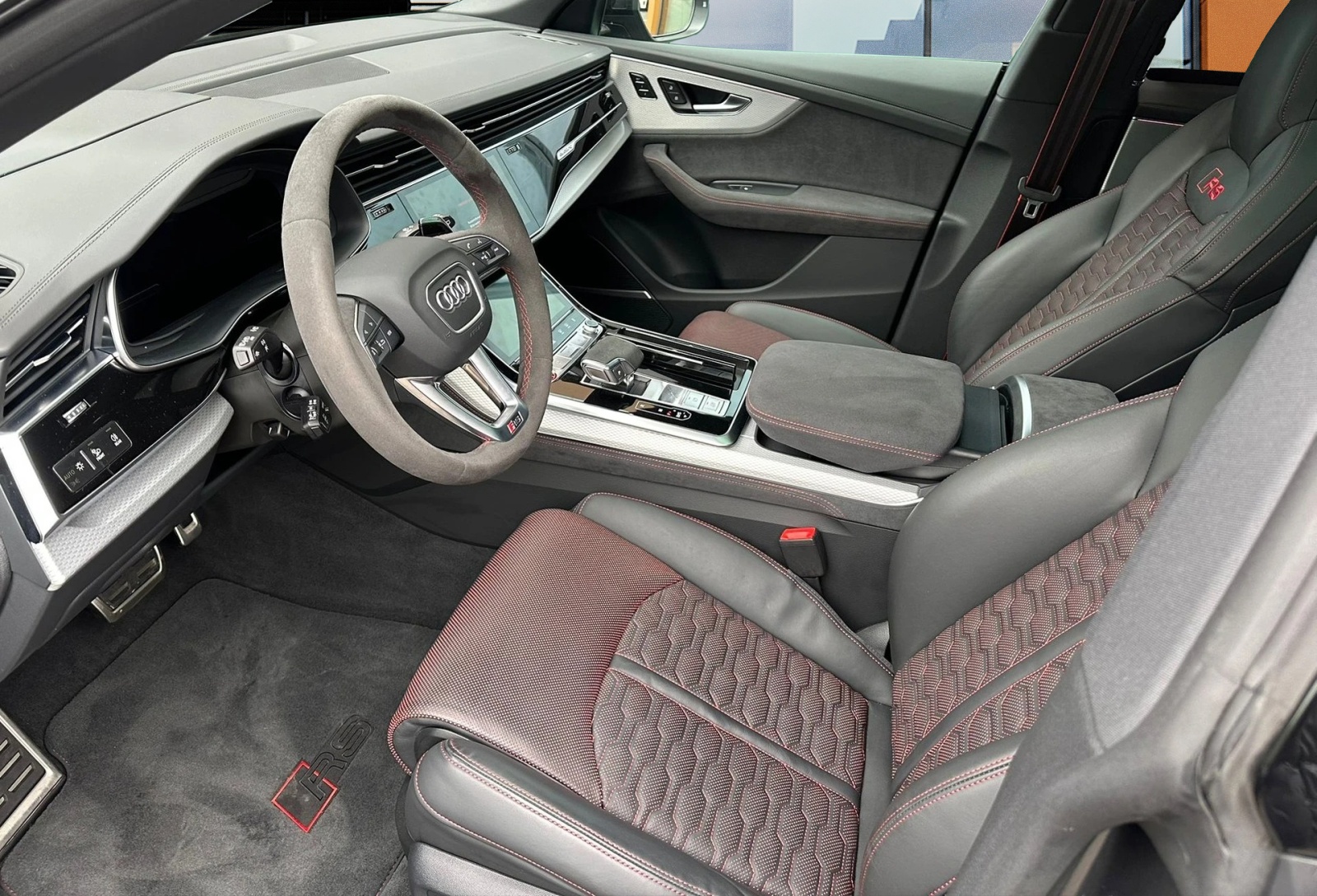 AUDI RS Q8 4.0 V8 TFSI Quattro T-Tronic / Keramik-image-9