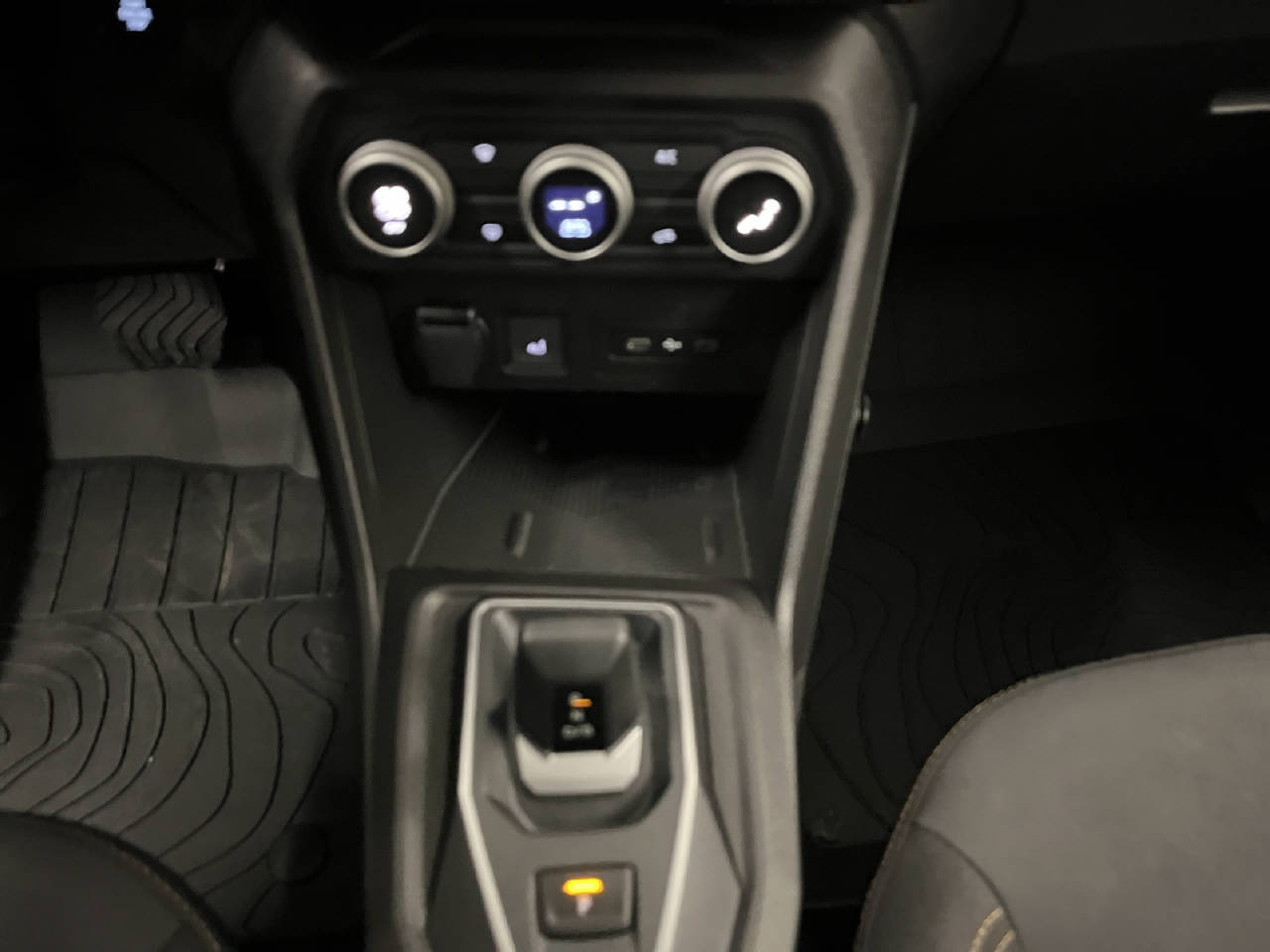DACIA Jogger 1.8 Hybrid Extreme 5P-image-8