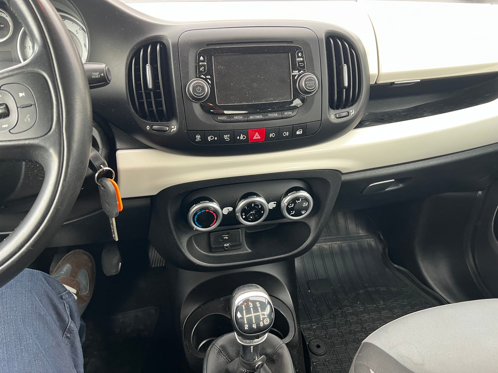 FIAT 500L-image-6