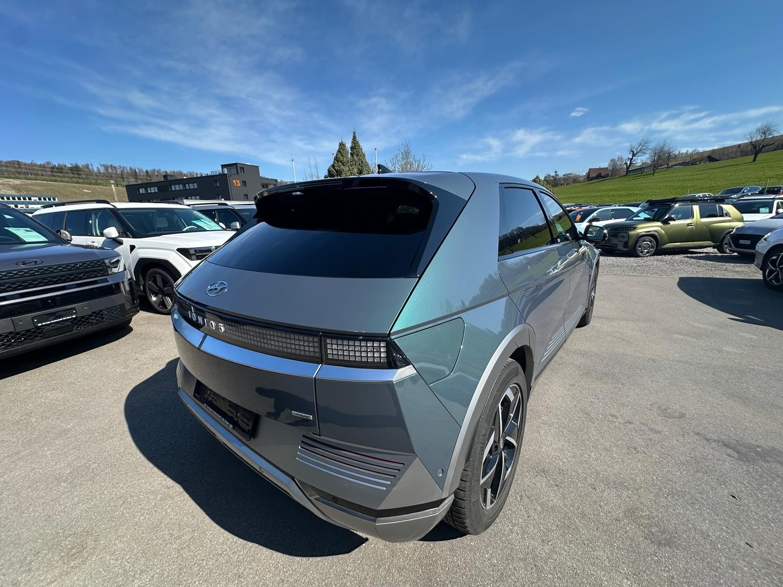 HYUNDAI Ioniq 5 77kWh Vertex 4WD-image-5