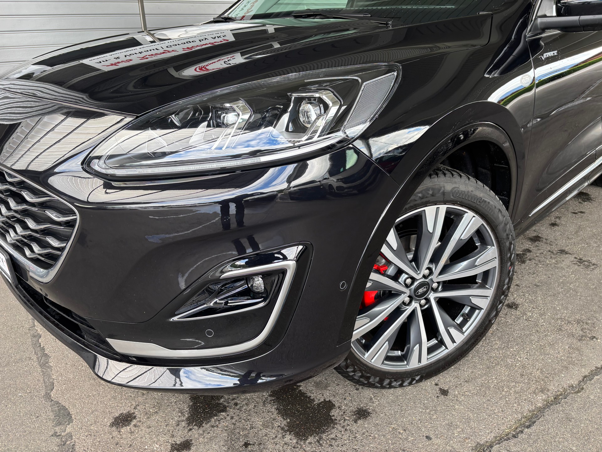 FORD Kuga 2.5 FHEV Vignale 4WD mit AHK-image-4