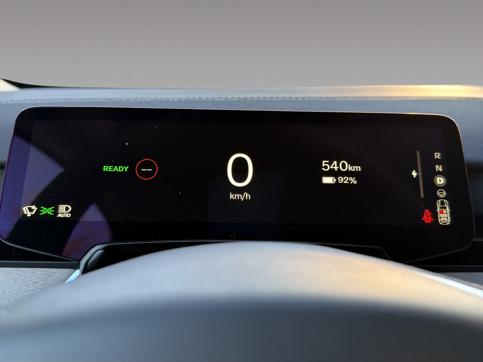 VOLVO EX 90 Twin Ultra AWD-image-9
