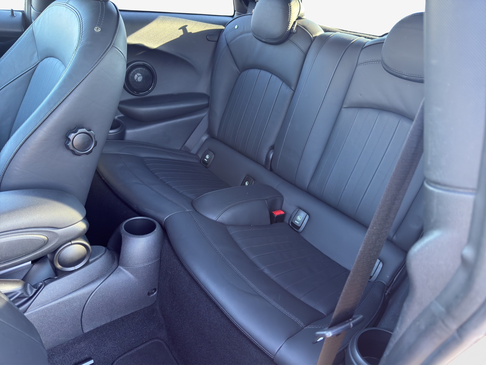 MINI Cooper John Cooper Works Steptronic-image-11