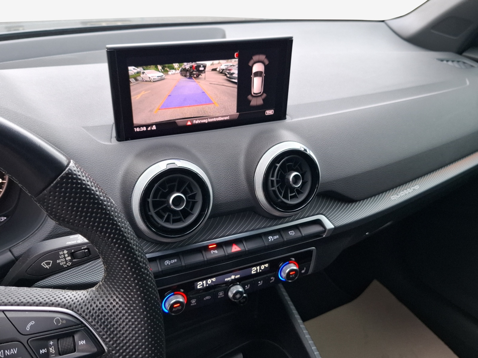 AUDI Q2 40 TFSI S line Attraction quattro S-tronic-image-10