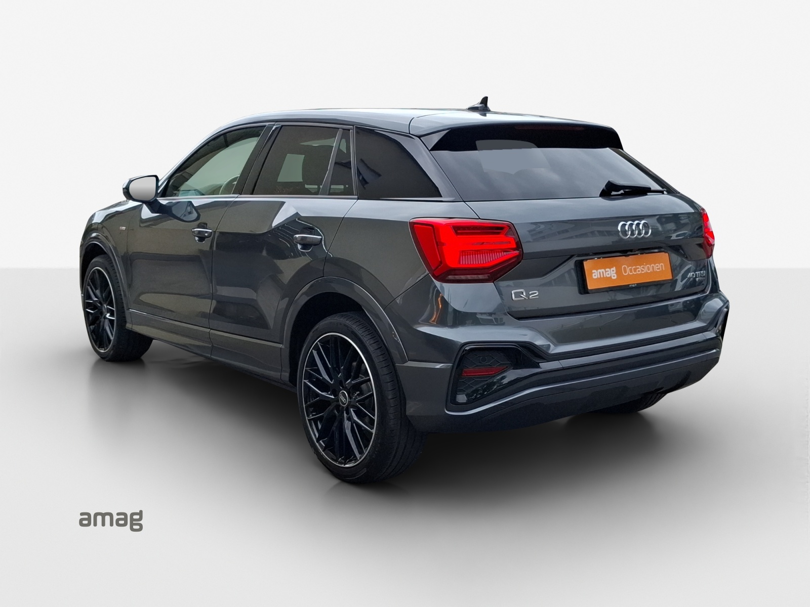 AUDI Q2 40 TFSI S line Attraction quattro S-tronic-showroom-element-2