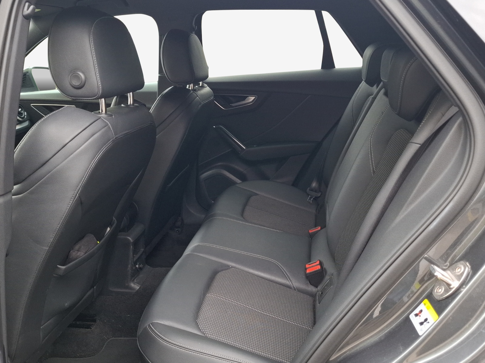 AUDI Q2 40 TFSI S line Attraction quattro S-tronic-image-11