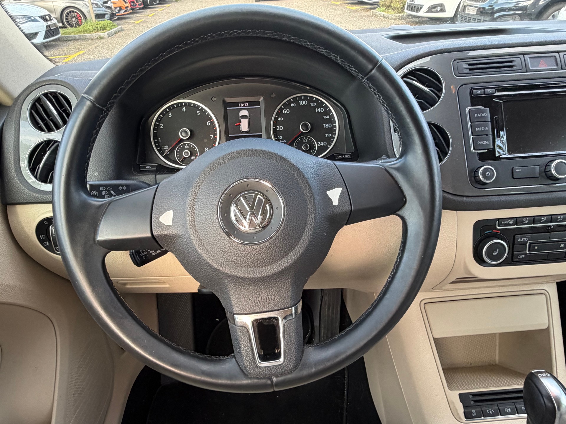 VW Tiguan 2.0 TSI Sport&Style 4Motion DSG-image-13