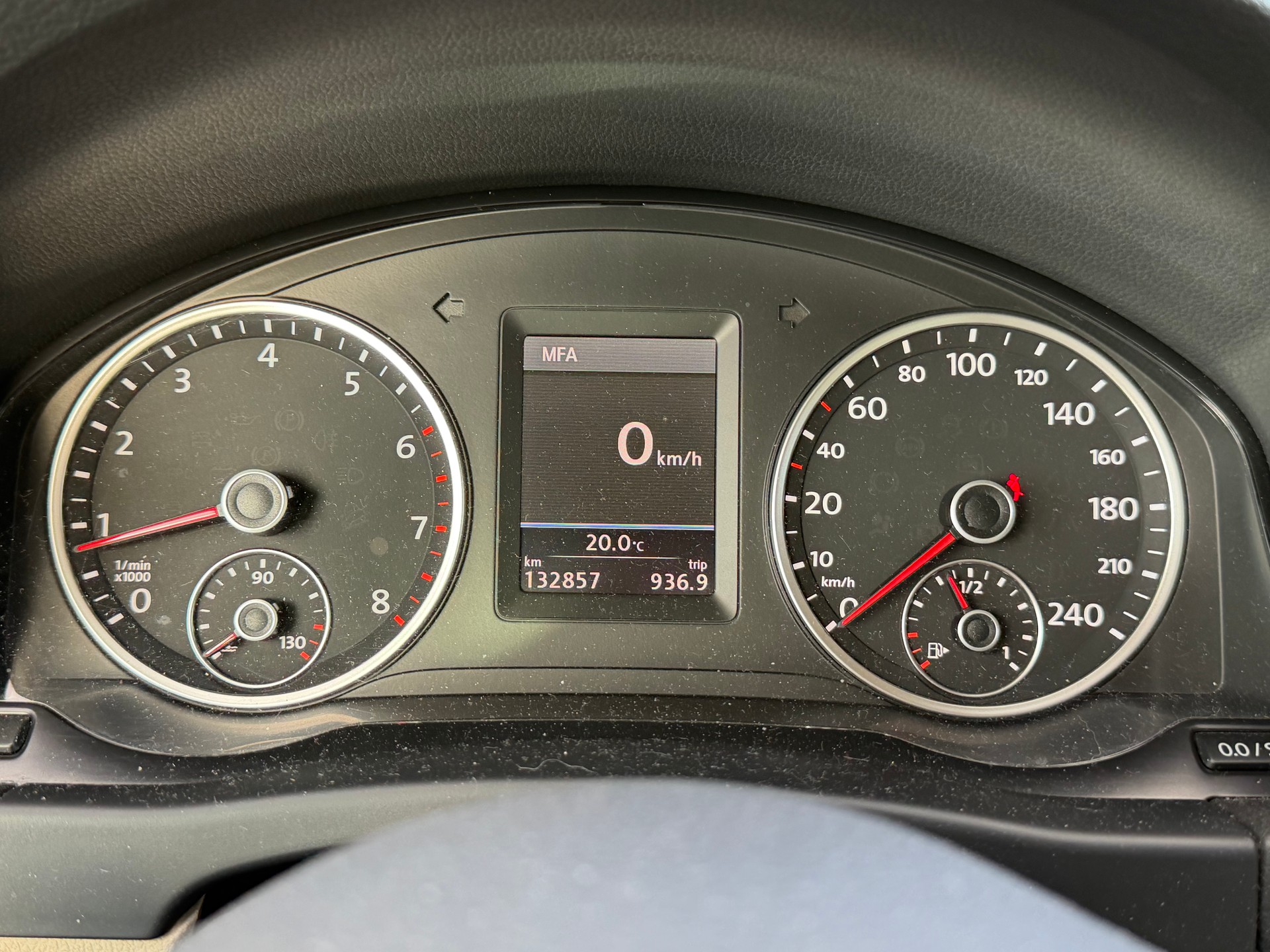 VW Tiguan 2.0 TSI Sport&Style 4Motion DSG-image-20