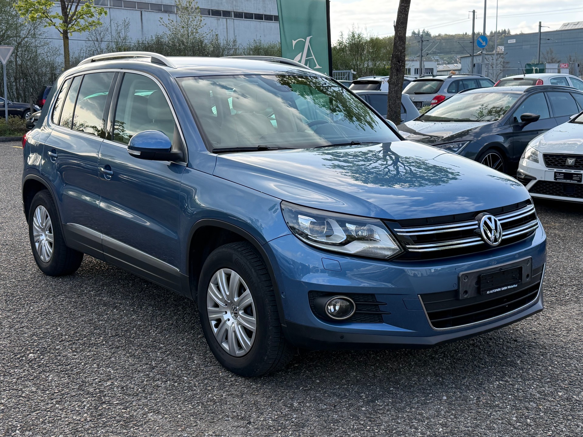 VW Tiguan 2.0 TSI Sport&Style 4Motion DSG-image-2