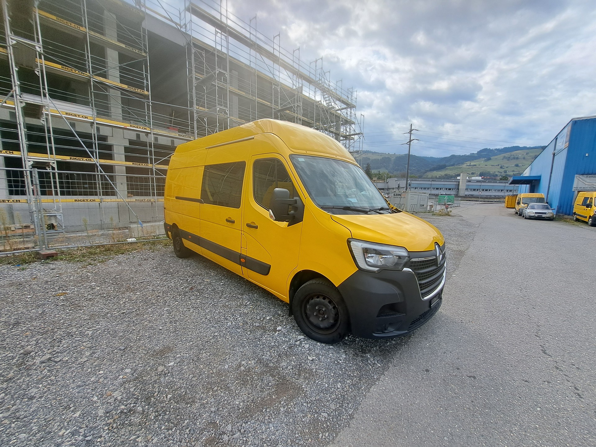RENAULT Master T35 2.3dCi 135 L3H3