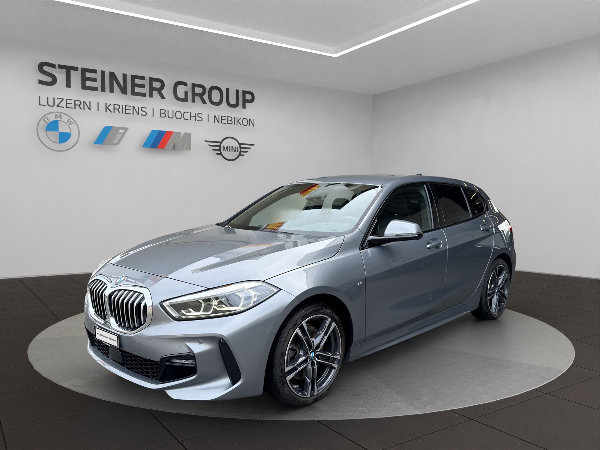 BMW 120d xDrive Steptronic Pure M Sport