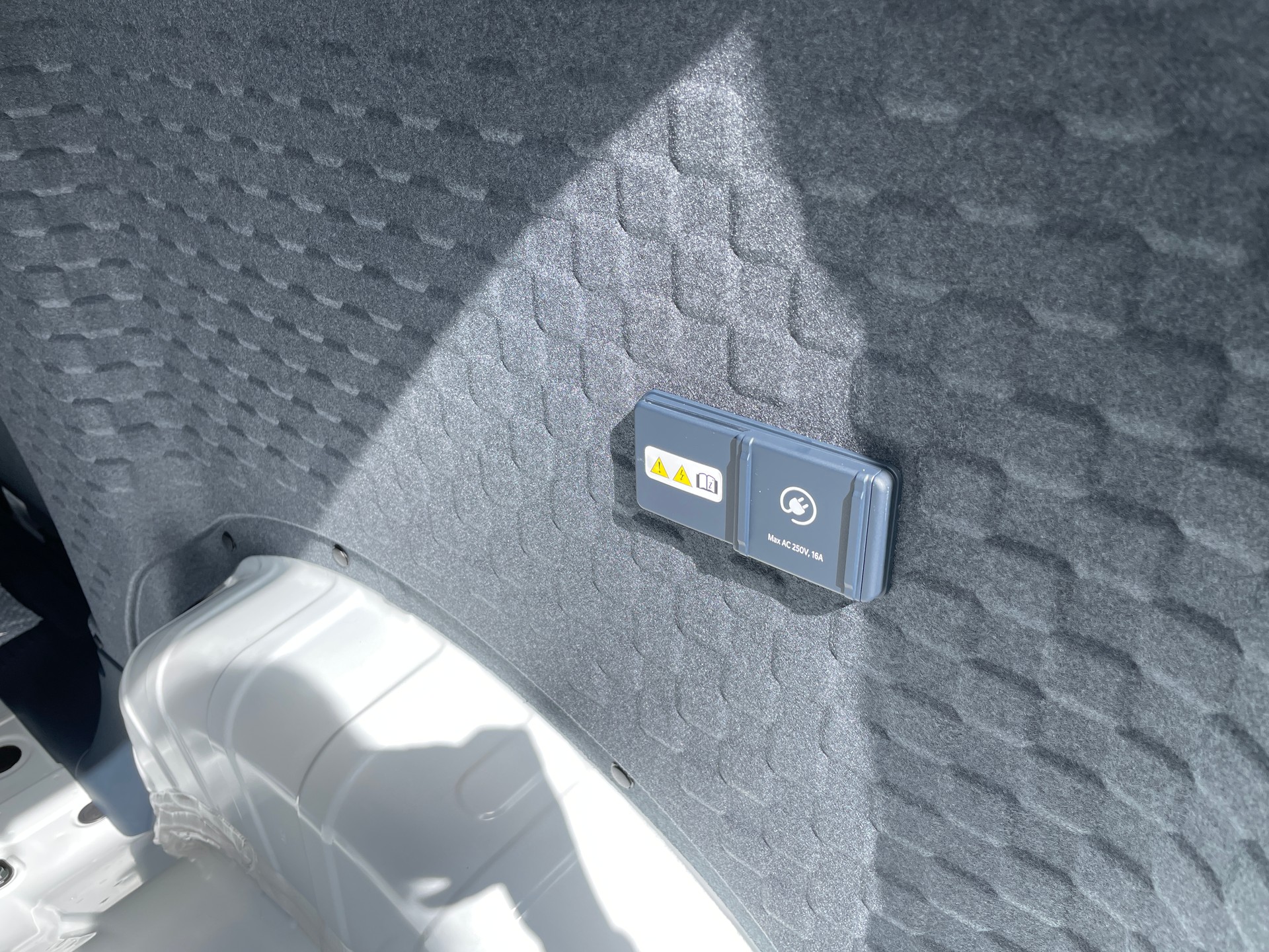 KIA PV5 Cargo 71.2 kWh Elite, 2-Schiebetüren, Wärmepumpe-image-10