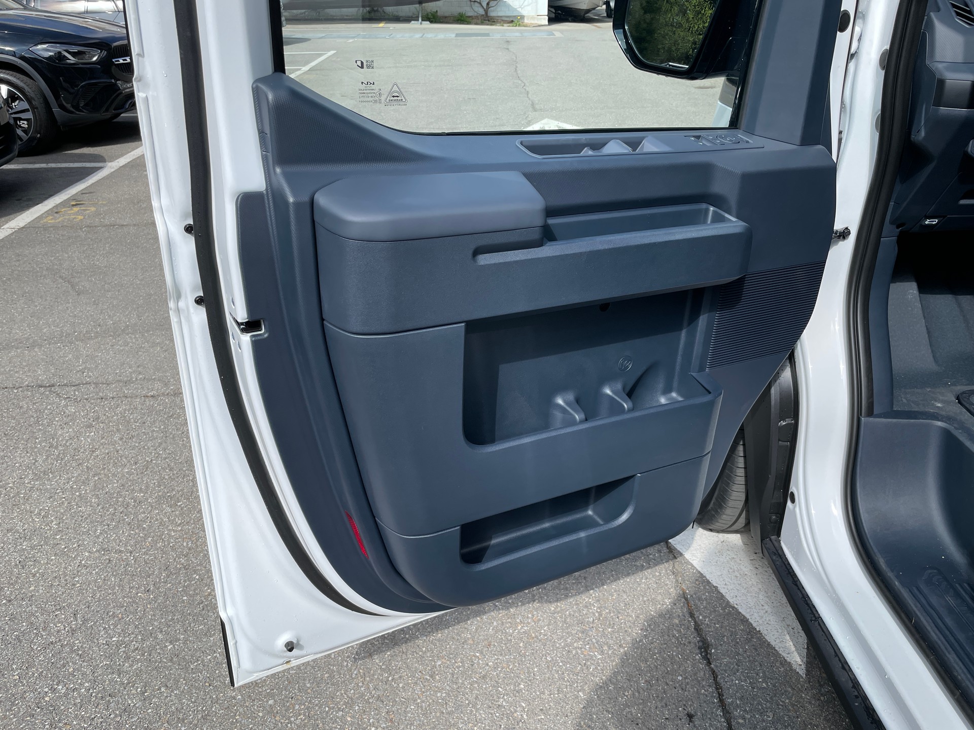 KIA PV5 Cargo 71.2 kWh Elite, 2-Schiebetüren, Wärmepumpe-image-14