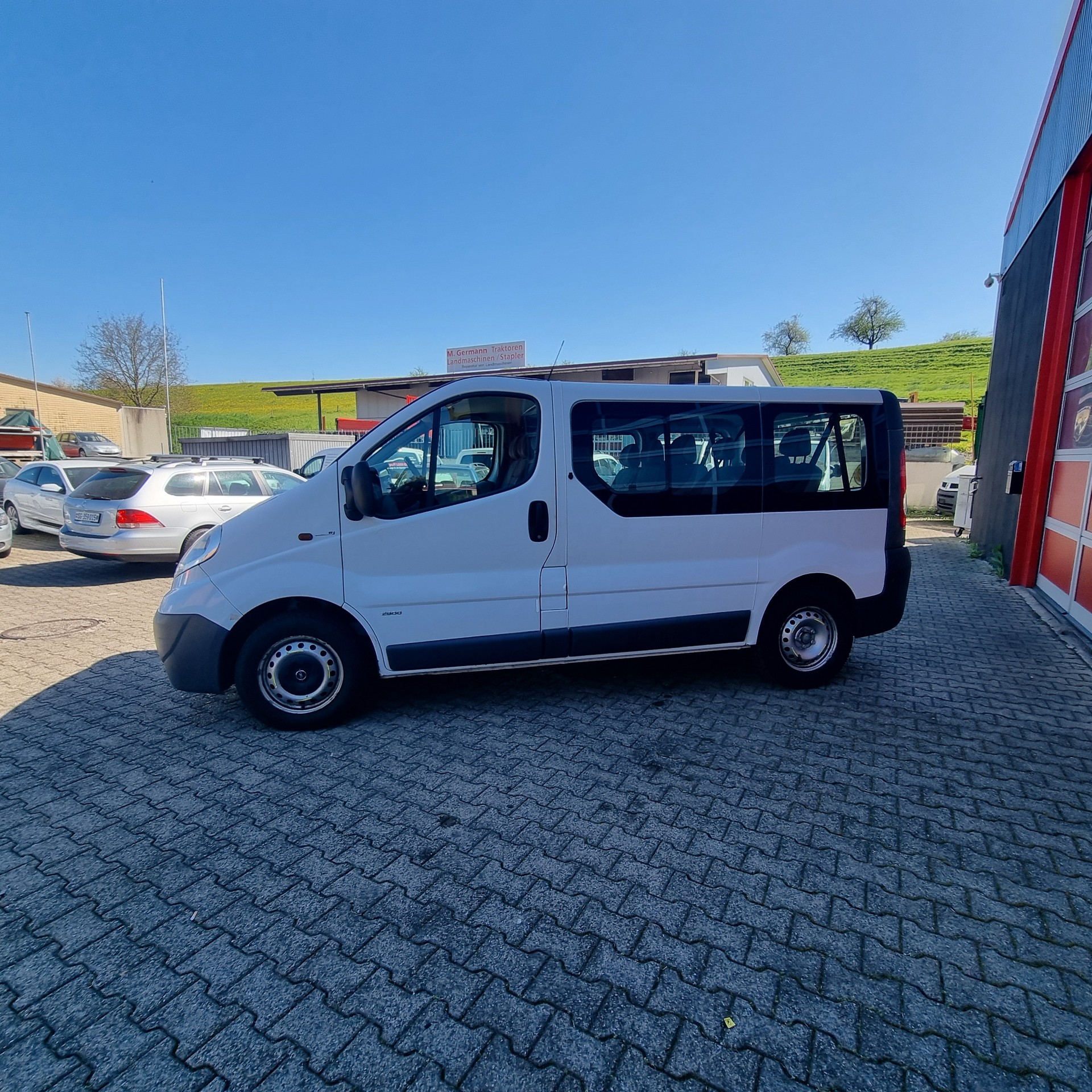 OPEL Vivaro 2.5 CDTI 2.9t L1H1-image-4