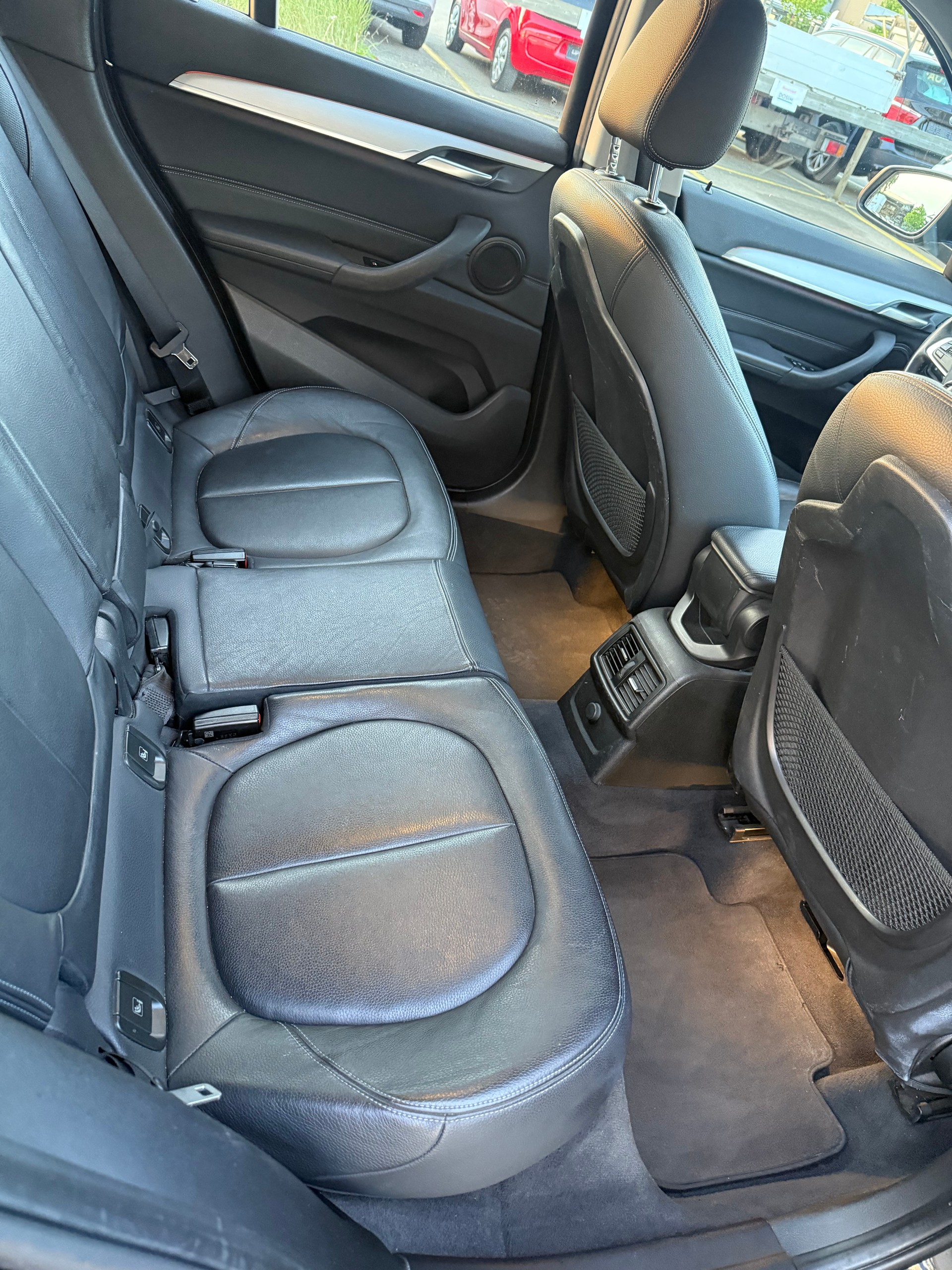 BMW X1 xDrive 20d xLine Steptronic-image-12