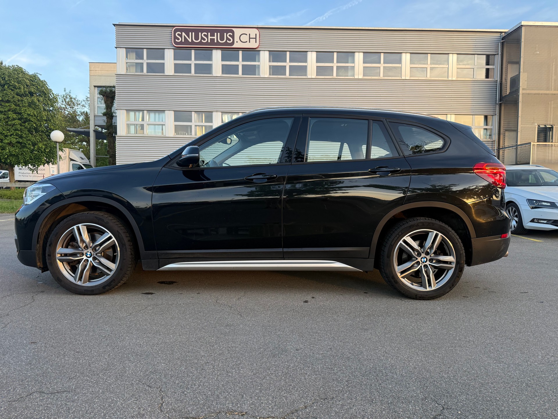 BMW X1 xDrive 20d xLine Steptronic-image-4