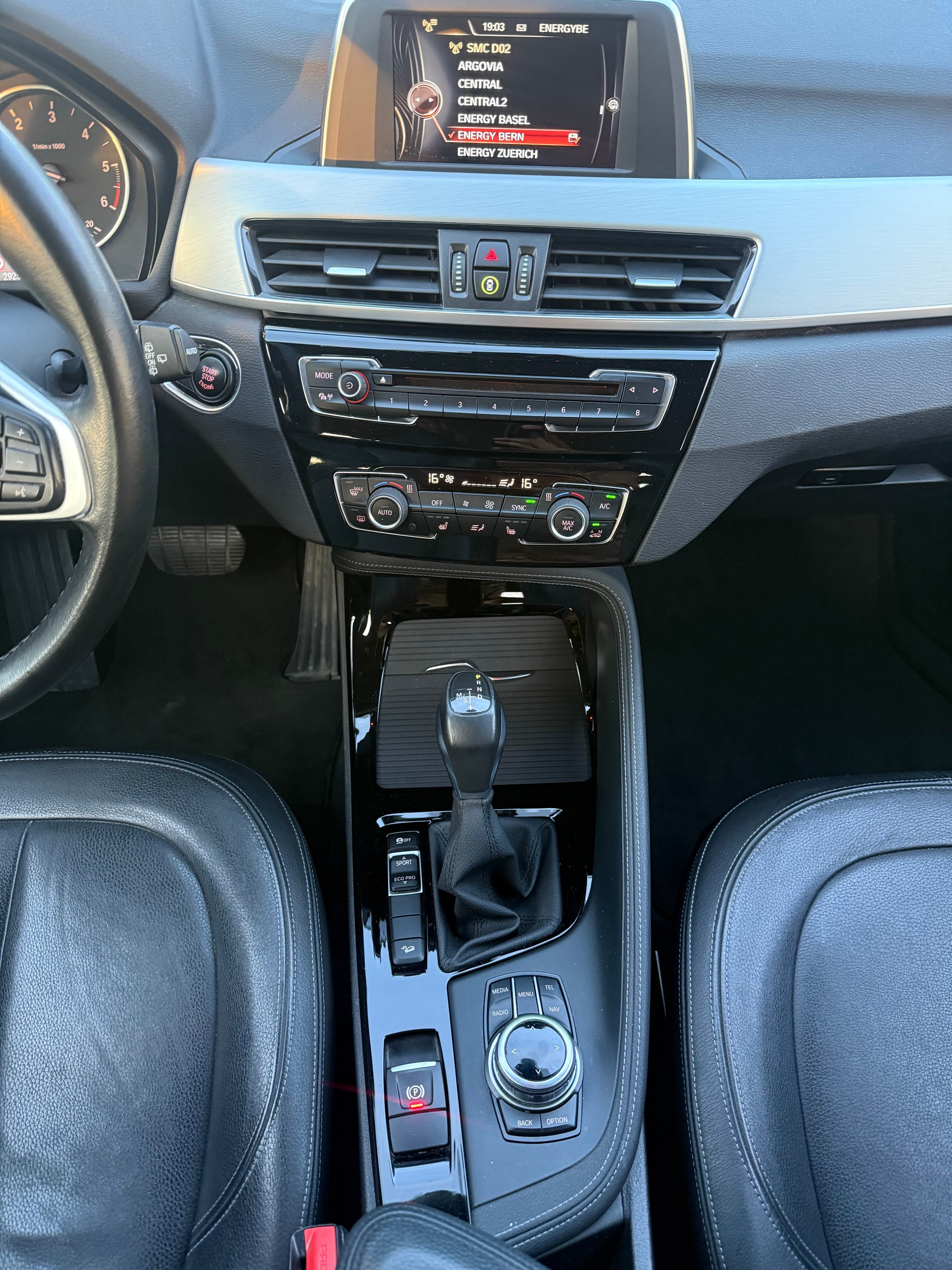 BMW X1 xDrive 20d xLine Steptronic-image-9