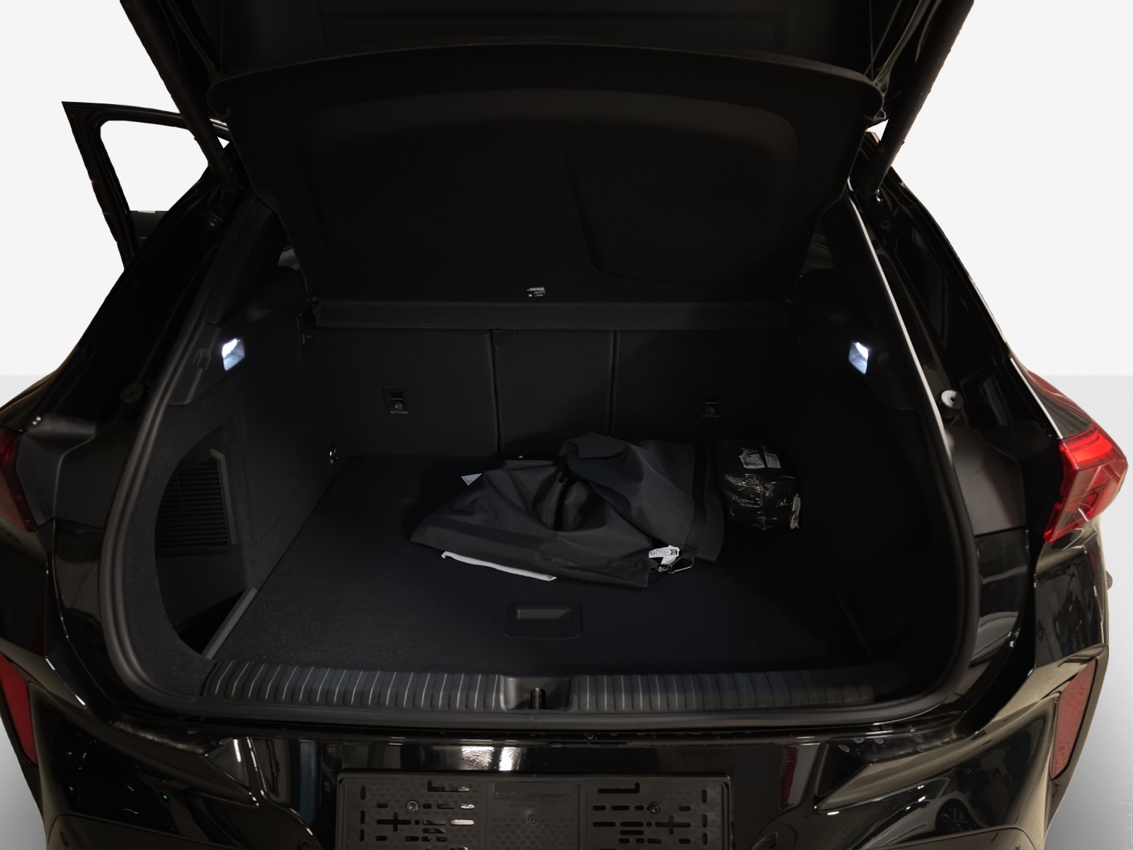 SEAT Terramar 1.5 eHybrid DSG VZ-image-12