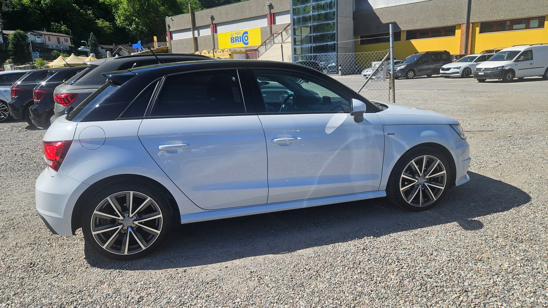 AUDI A1 Sportback 1.0 TFSI S-tronic-image-2
