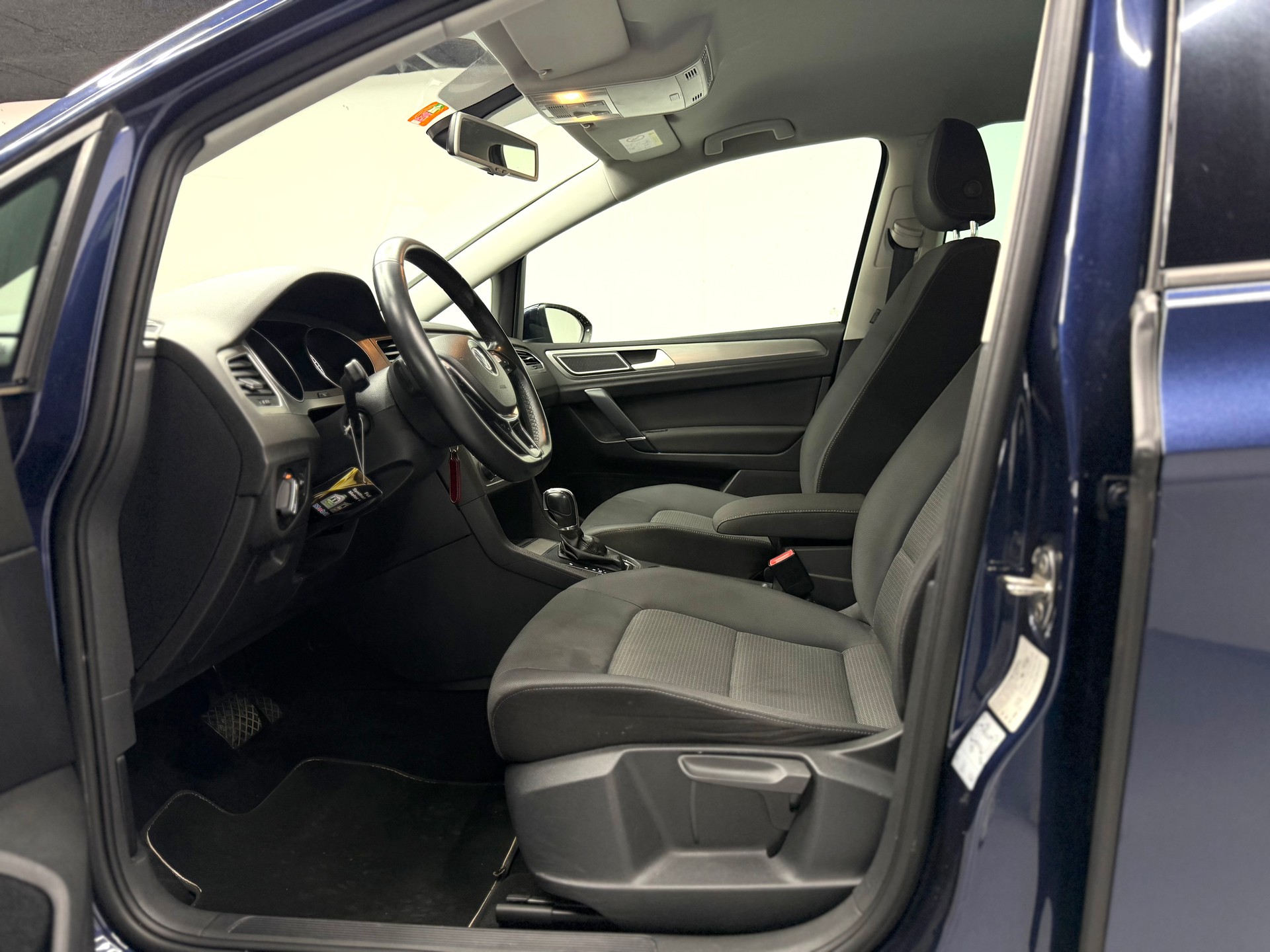 VW Golf Sportsvan 1.4 TSI Comfortline DSG-image-5