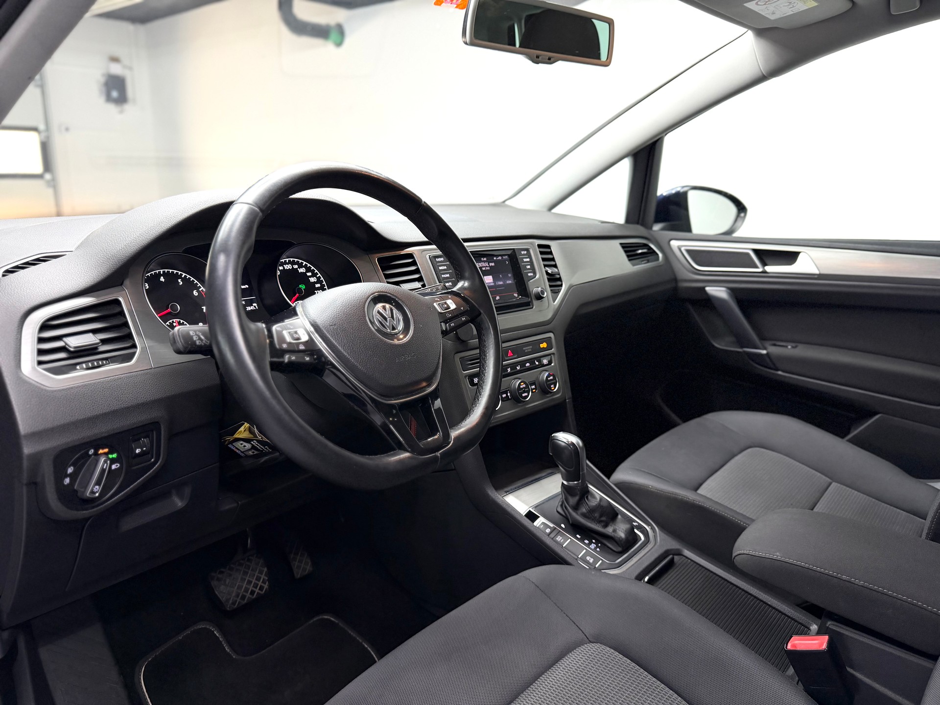 VW Golf Sportsvan 1.4 TSI Comfortline DSG-image-6