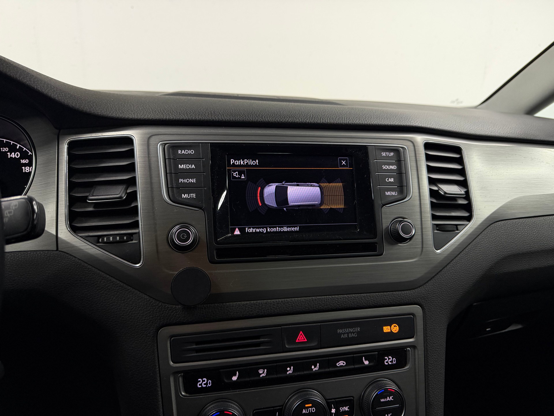 VW Golf Sportsvan 1.4 TSI Comfortline DSG-image-16