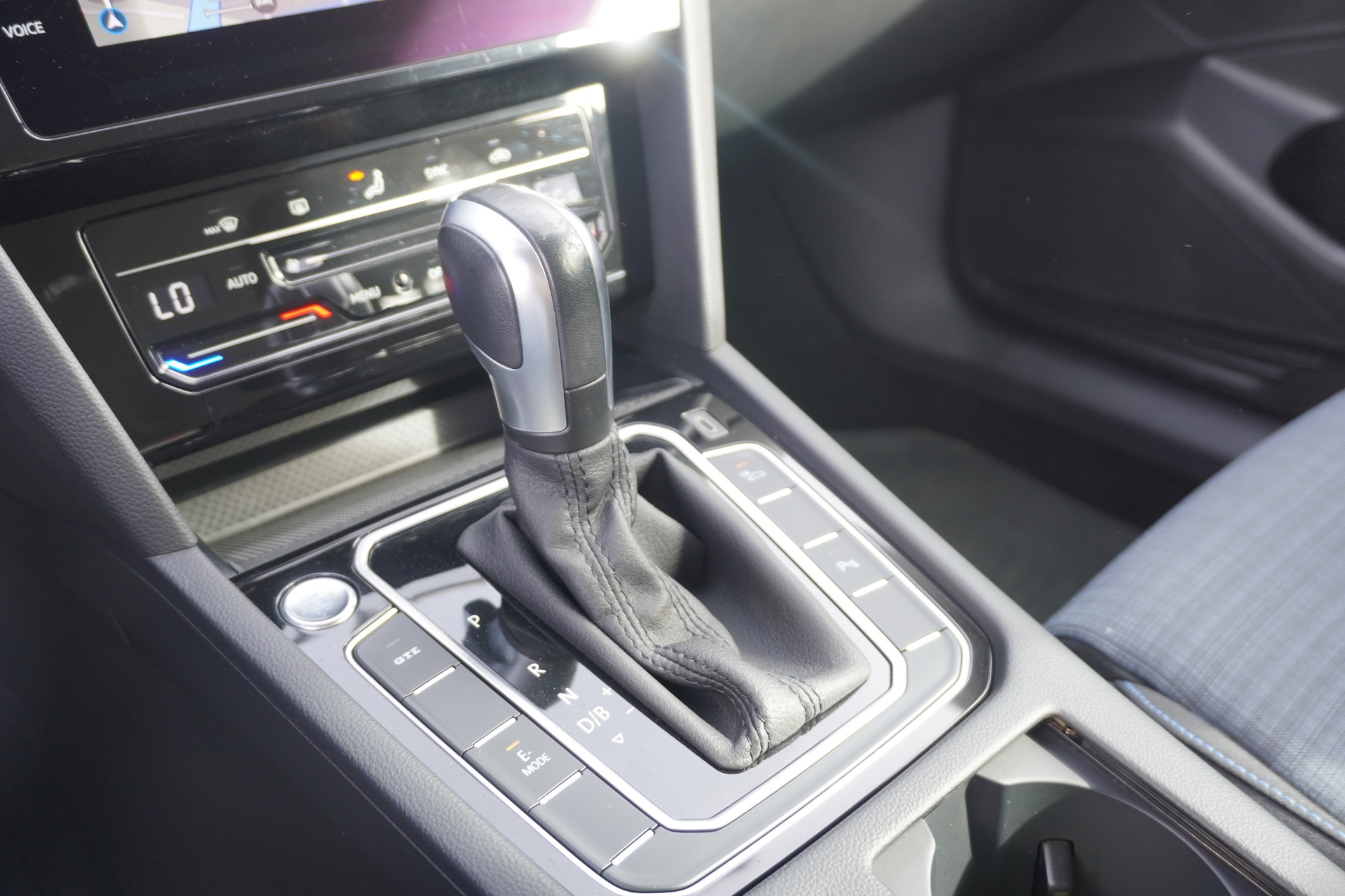 VW Passat Variant 1.4 TSI GTE Hybrid DSG-image-14