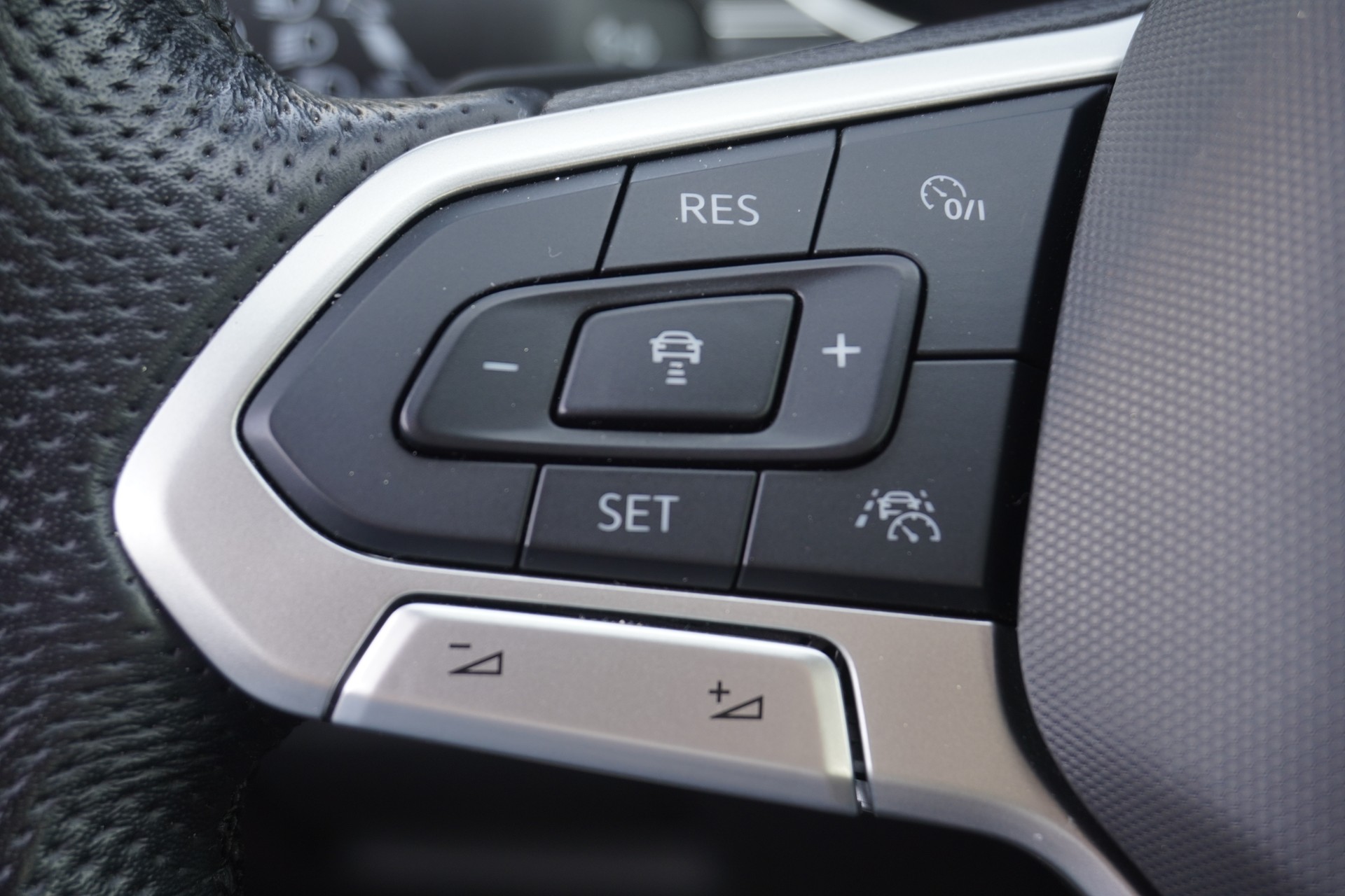 VW Passat Variant 1.4 TSI GTE Hybrid DSG-image-22