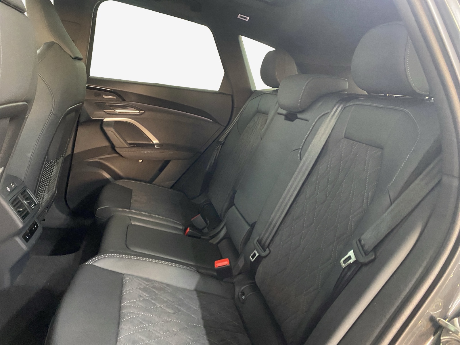 AUDI Q5 e-hybrid quattro 270 kW S-tronic-image-11