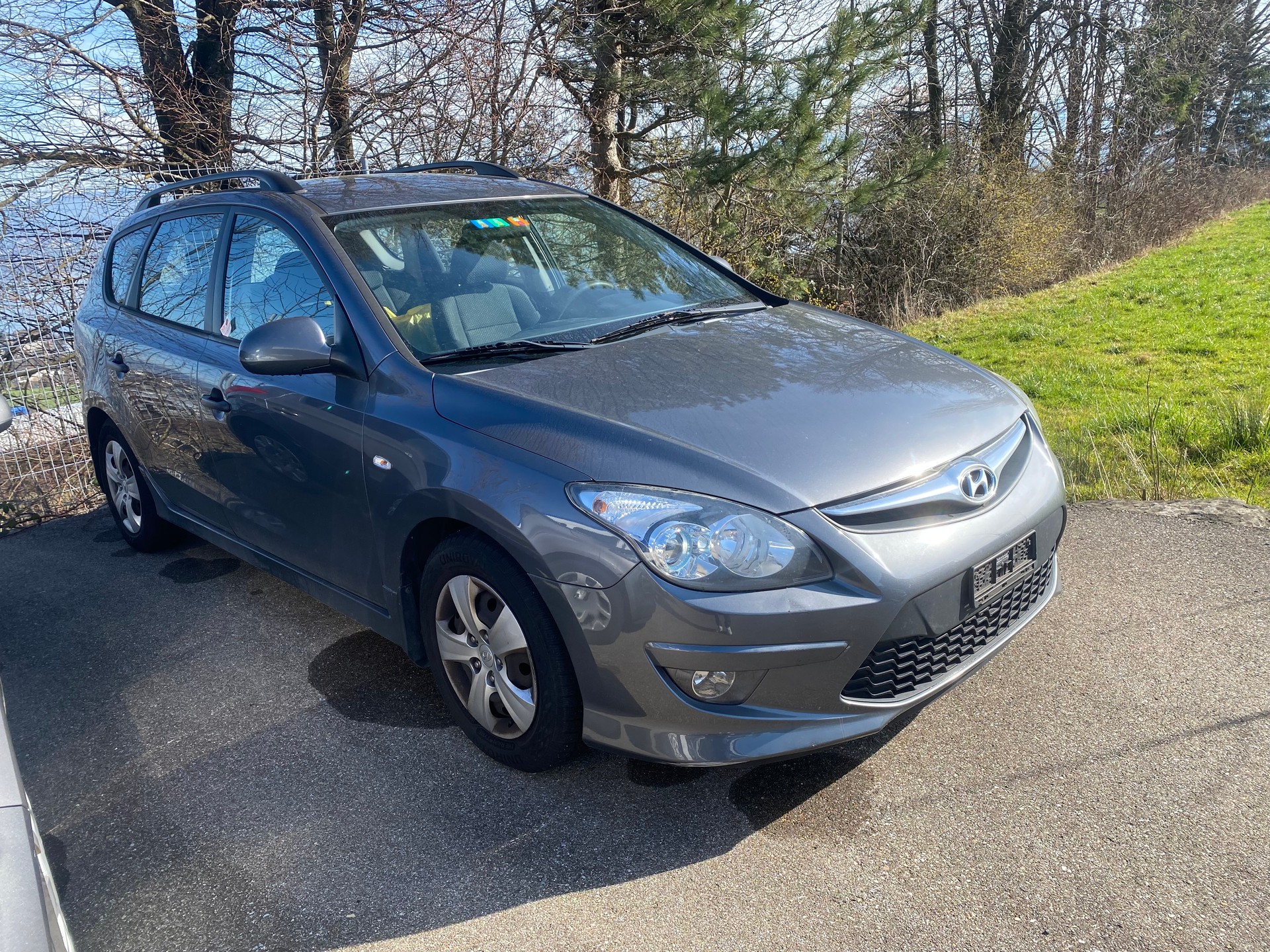 HYUNDAI i30 Wagon 1.4 Comfort-image-1