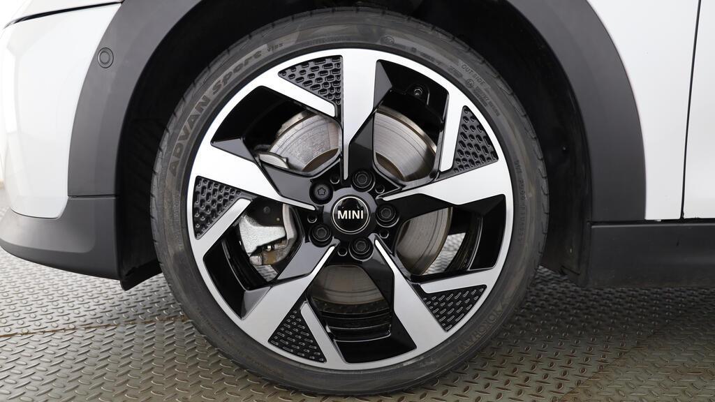 MINI Cooper 5 door S-image-8