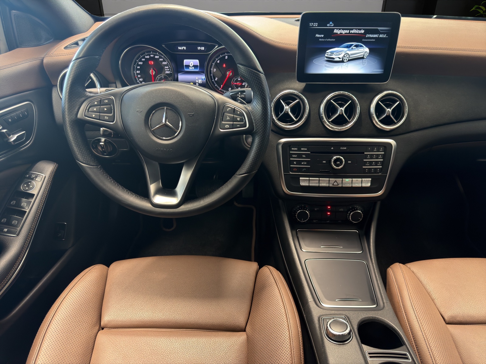 Image MERCEDES-BENZ CLA-200 CLA 200 Night Star