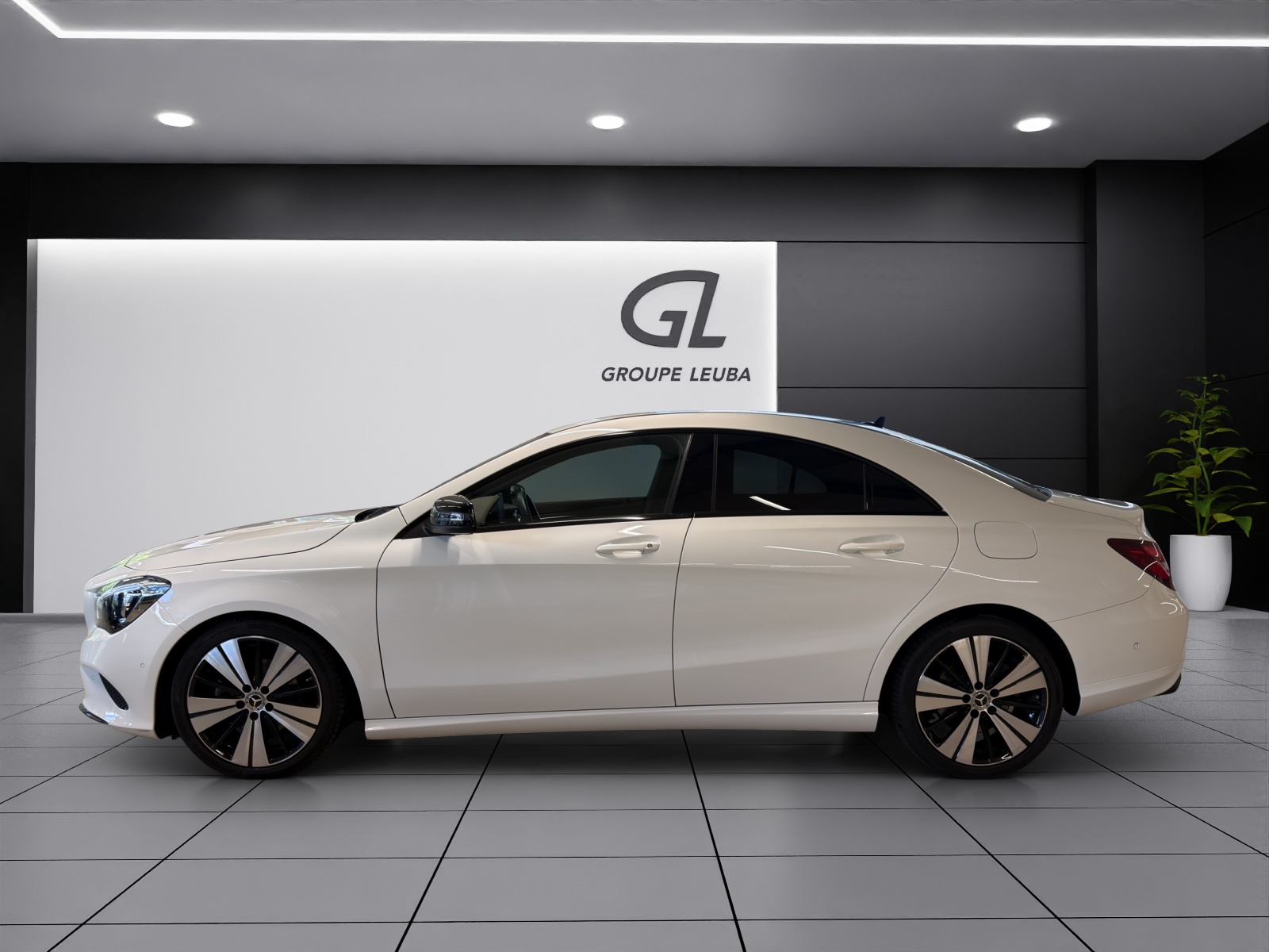Image MERCEDES-BENZ CLA-200 CLA 200 Night Star