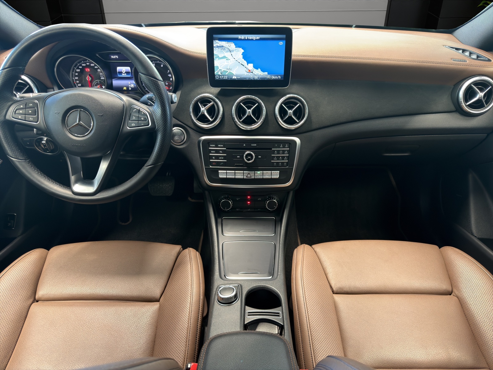 Image MERCEDES-BENZ CLA-200 CLA 200 Night Star