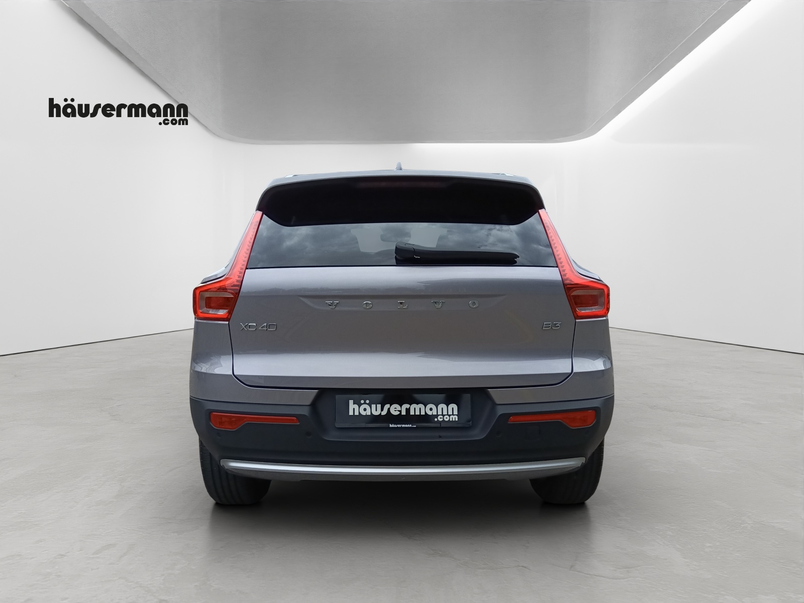 VOLVO XC40 2.0 B3 MH Core XCITE-image-12