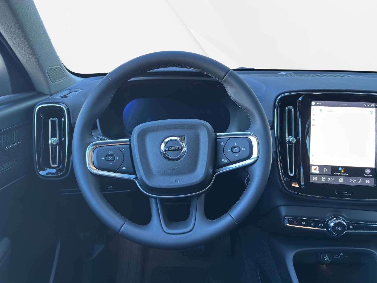 VOLVO XC40 2.0 B3 MH Core XCITE-image-7