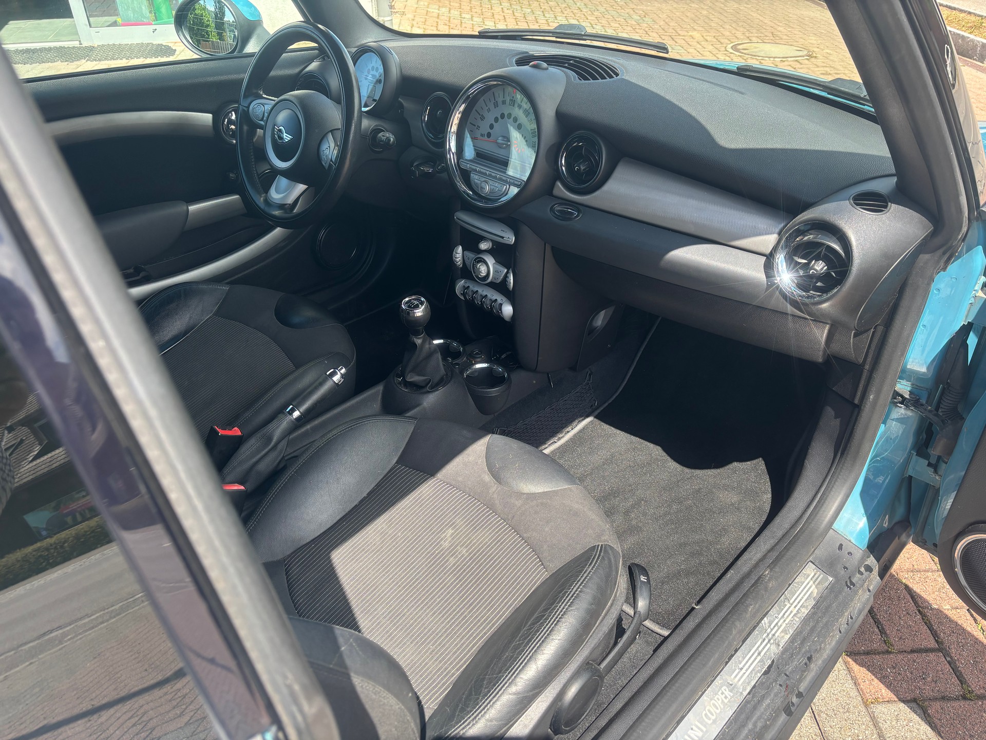 MINI Cooper-image-6