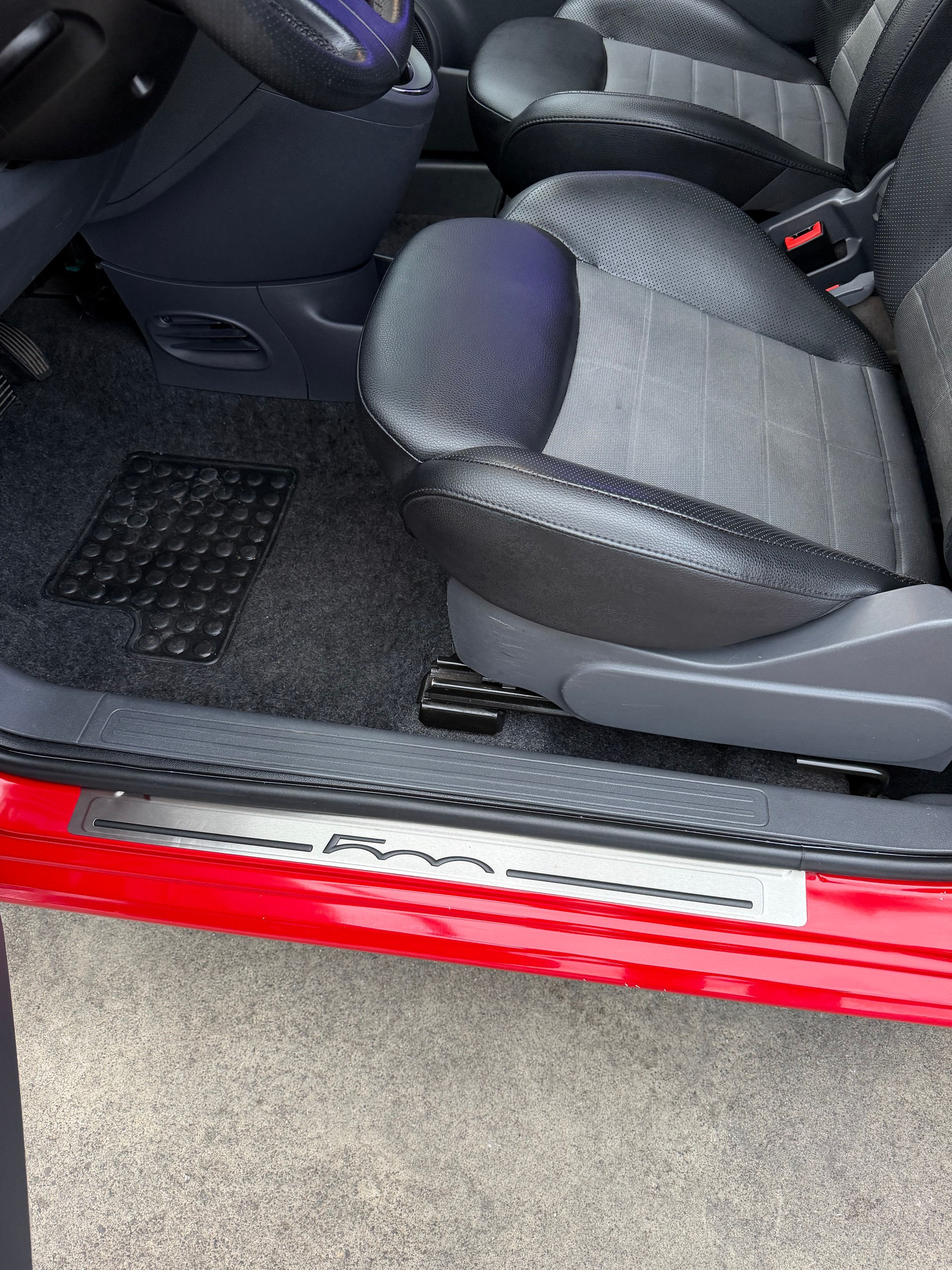 FIAT 500 1.2 Lounge Dualogic-image-12