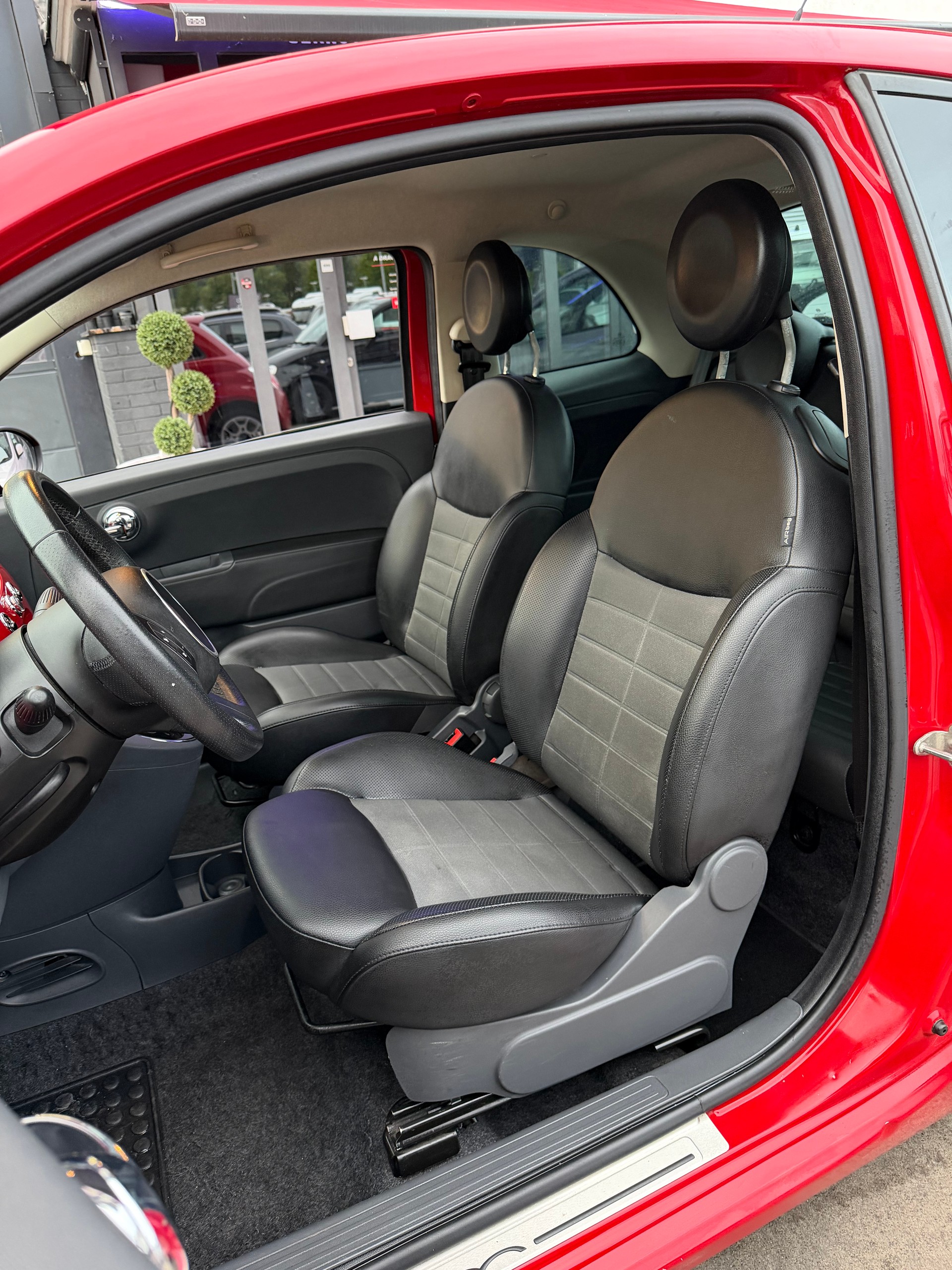 FIAT 500 1.2 Lounge Dualogic-image-11