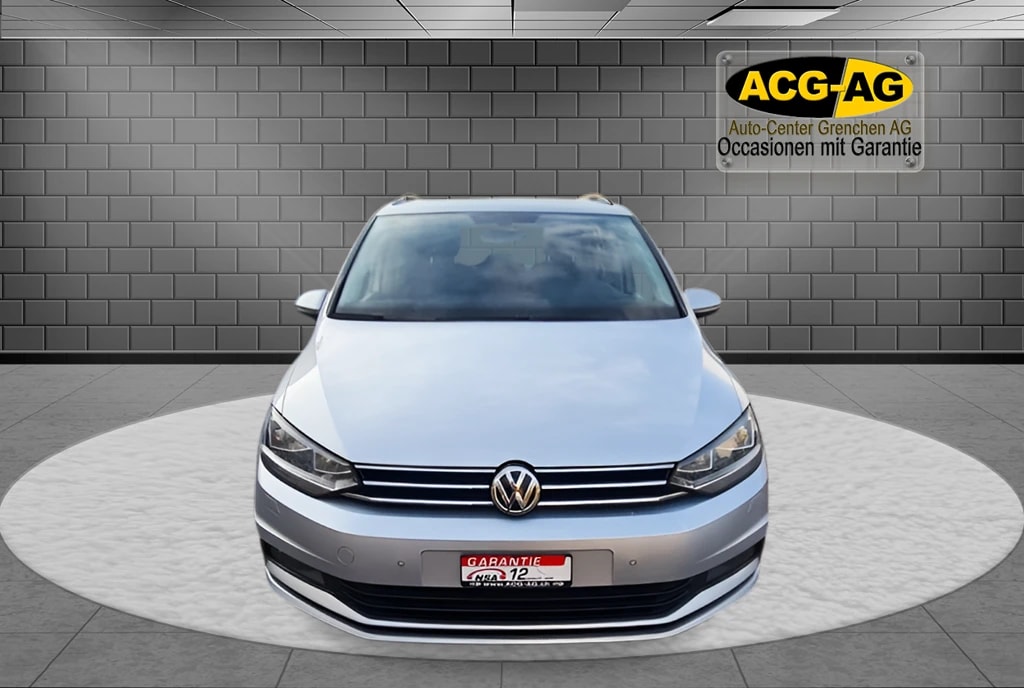 VW Touran 2.0 TDI BlueMotion TechnologyComfortline DSG ** Anh-Kupplung ** Gr.Navi ** RF-Kamera ** Parkhilfe v+h **-image-1