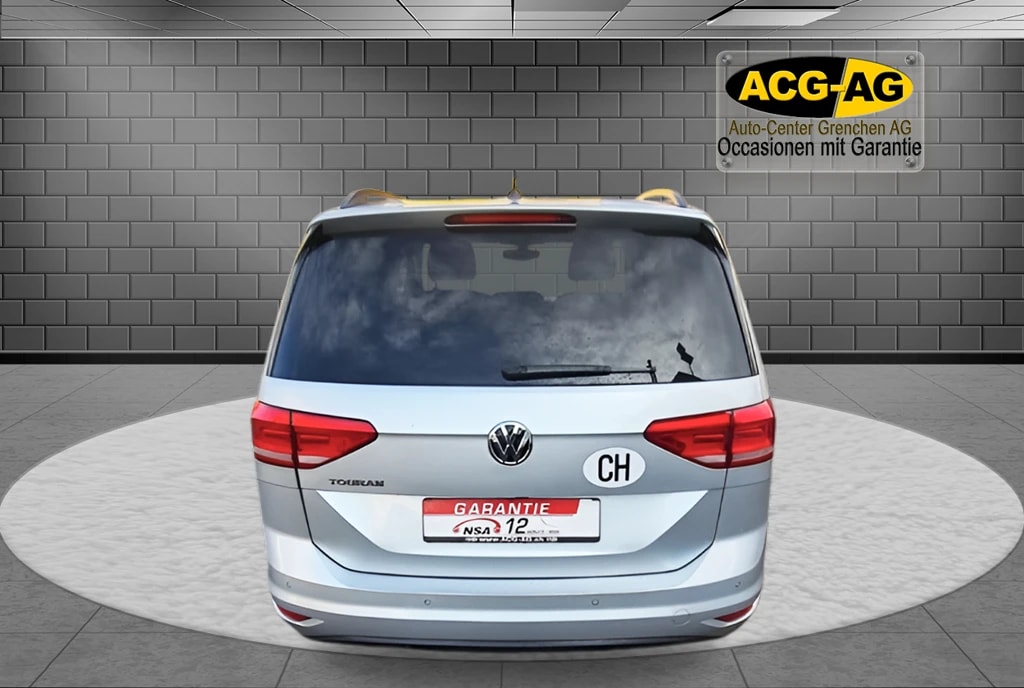 VW Touran 2.0 TDI BlueMotion TechnologyComfortline DSG ** Anh-Kupplung ** Gr.Navi ** RF-Kamera ** Parkhilfe v+h **-image-4