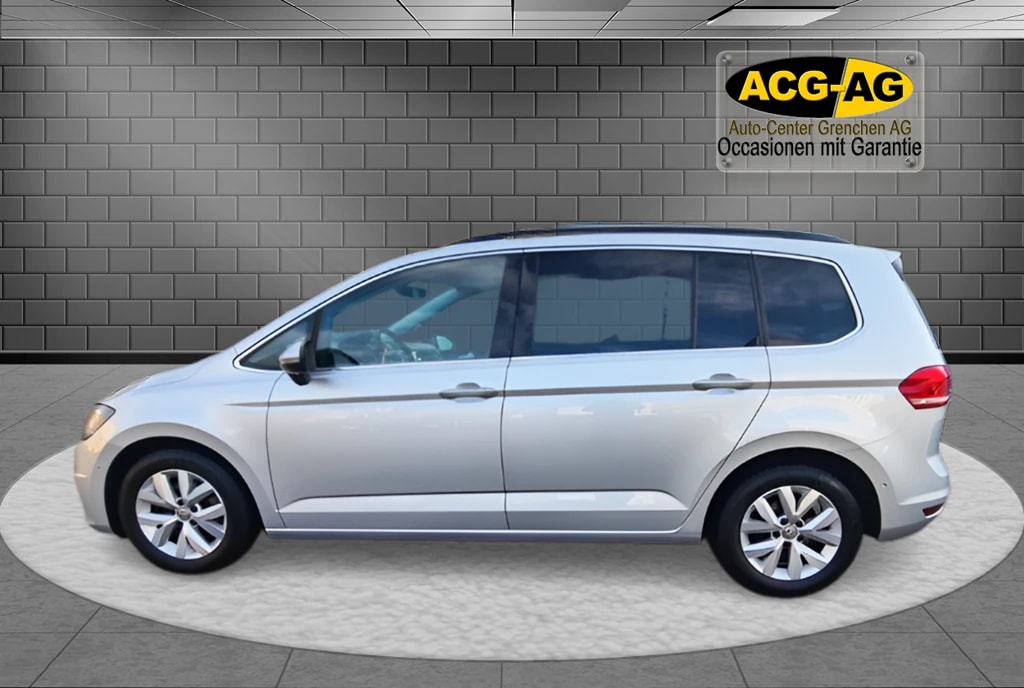 VW Touran 2.0 TDI BlueMotion TechnologyComfortline DSG ** Anh-Kupplung ** Gr.Navi ** RF-Kamera ** Parkhilfe v+h **-image-3