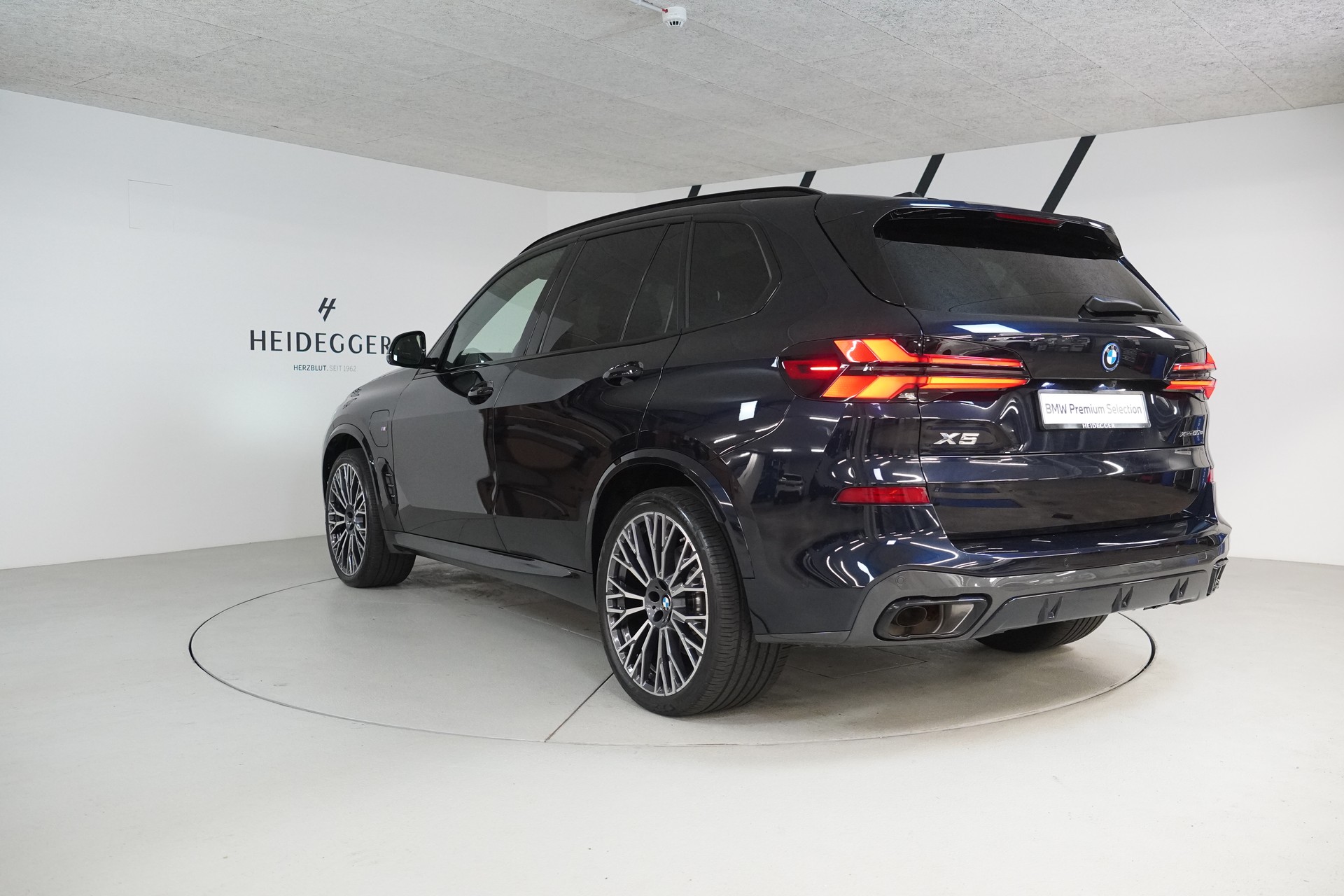 BMW X5 xDrive 50e M Sport Pro Steptronic-image-5